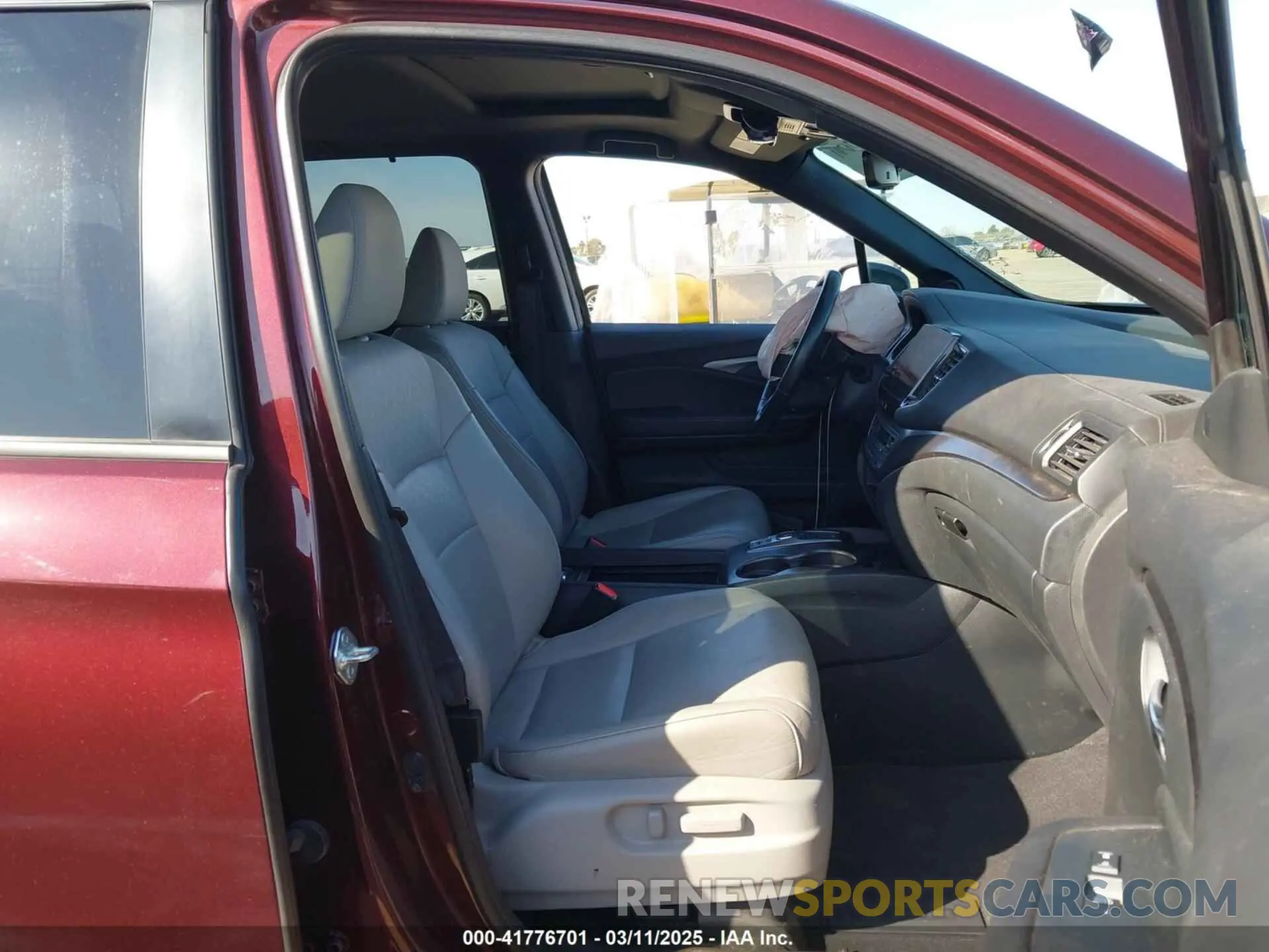5 Photograph of a damaged car 5FNYF8H5XMB007951 HONDA PASSPORT 2021