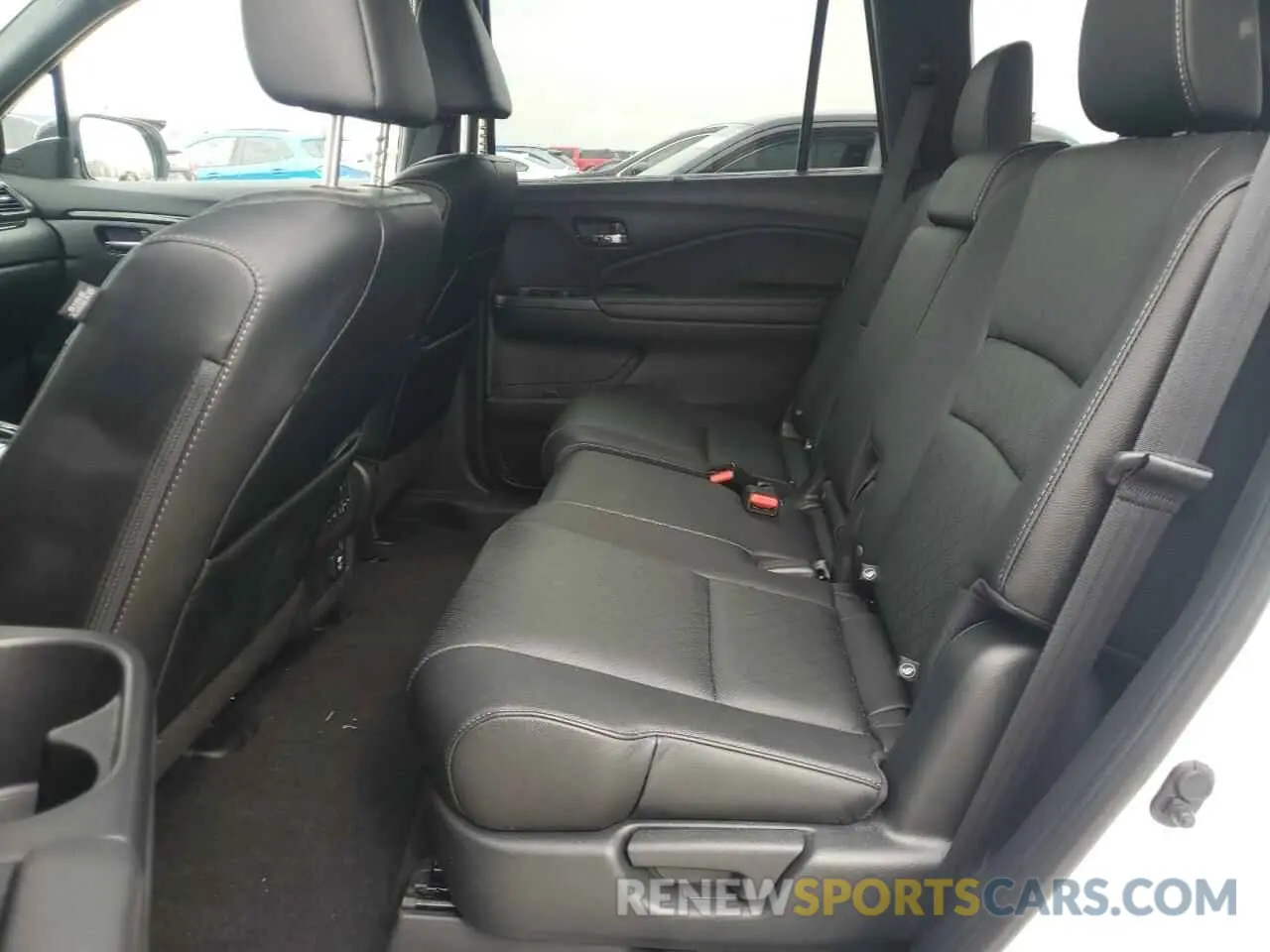 11 Photograph of a damaged car 5FNYF8H94MB001856 HONDA PASSPORT 2021
