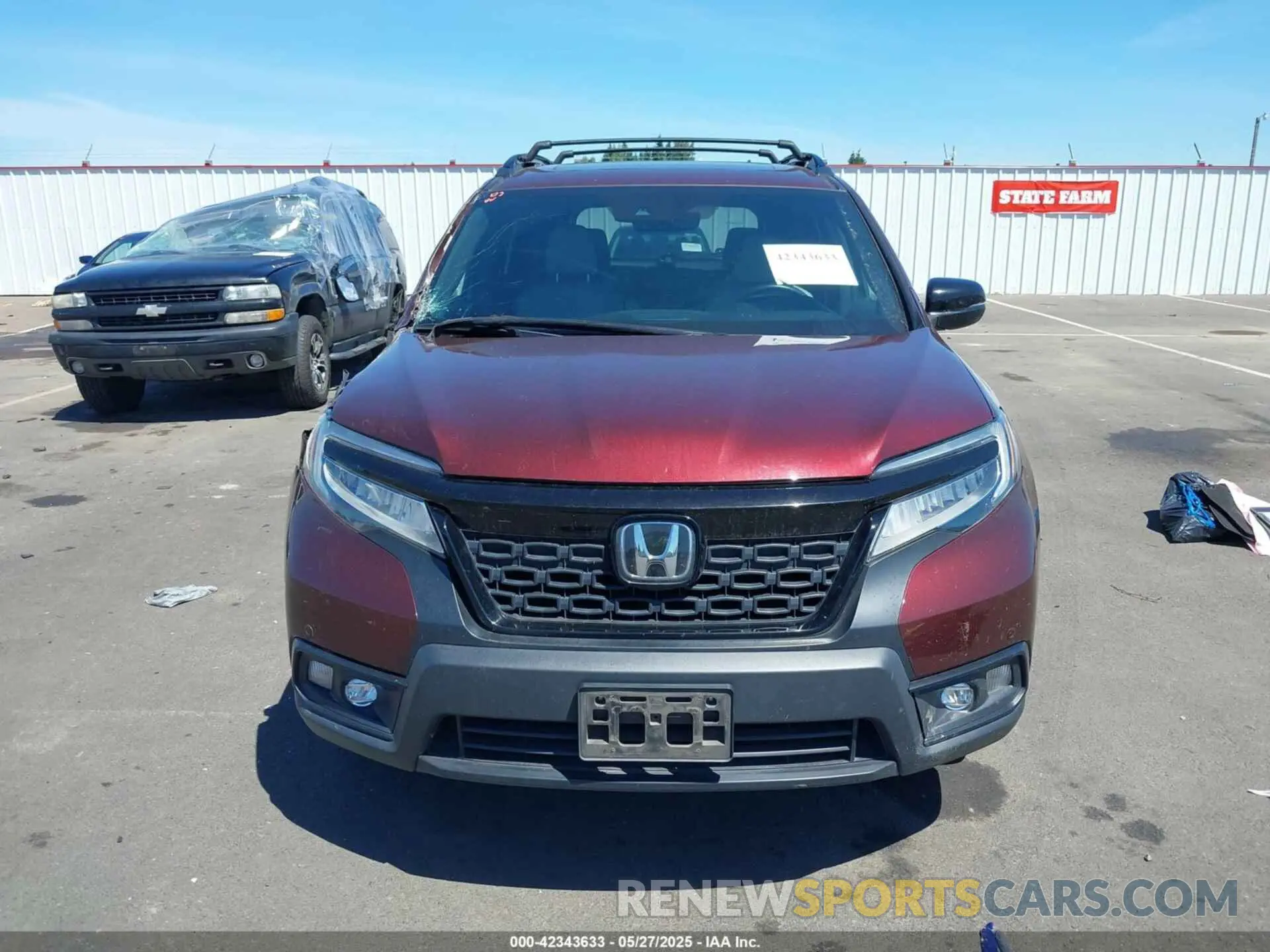11 Photograph of a damaged car 5FNYF8H95MB036020 HONDA PASSPORT 2021