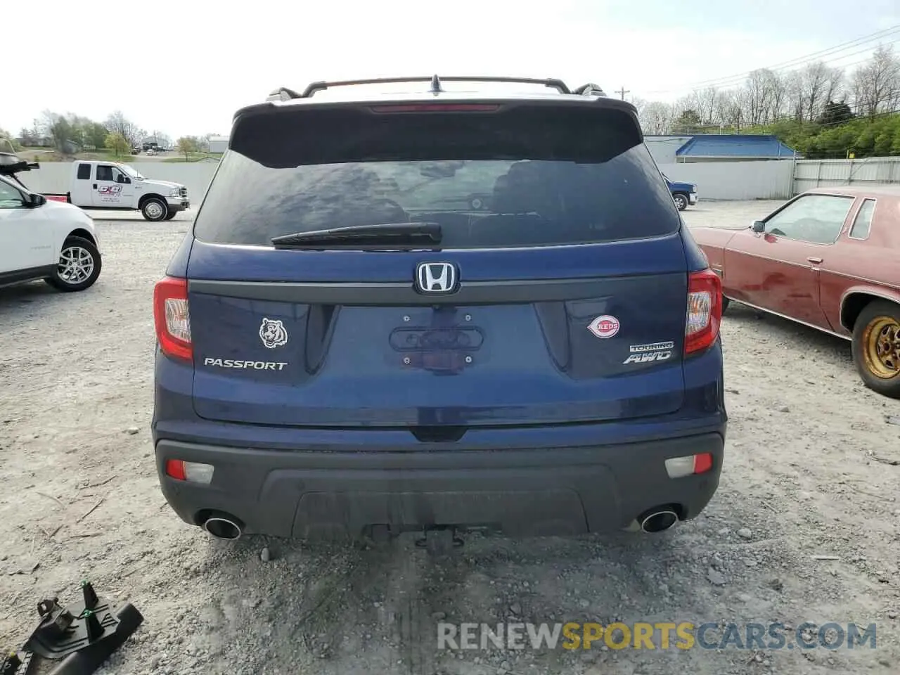 6 Photograph of a damaged car 5FNYF8H99MB042984 HONDA PASSPORT 2021