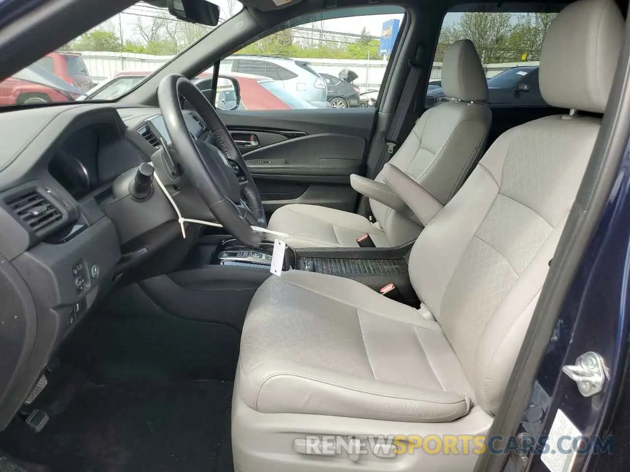 7 Photograph of a damaged car 5FNYF8H99MB042984 HONDA PASSPORT 2021