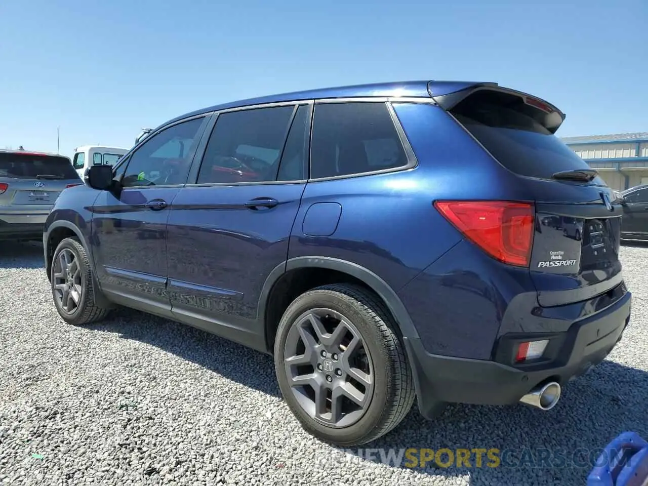 2 Photograph of a damaged car 5FNYF7H51NB002827 HONDA PASSPORT 2022