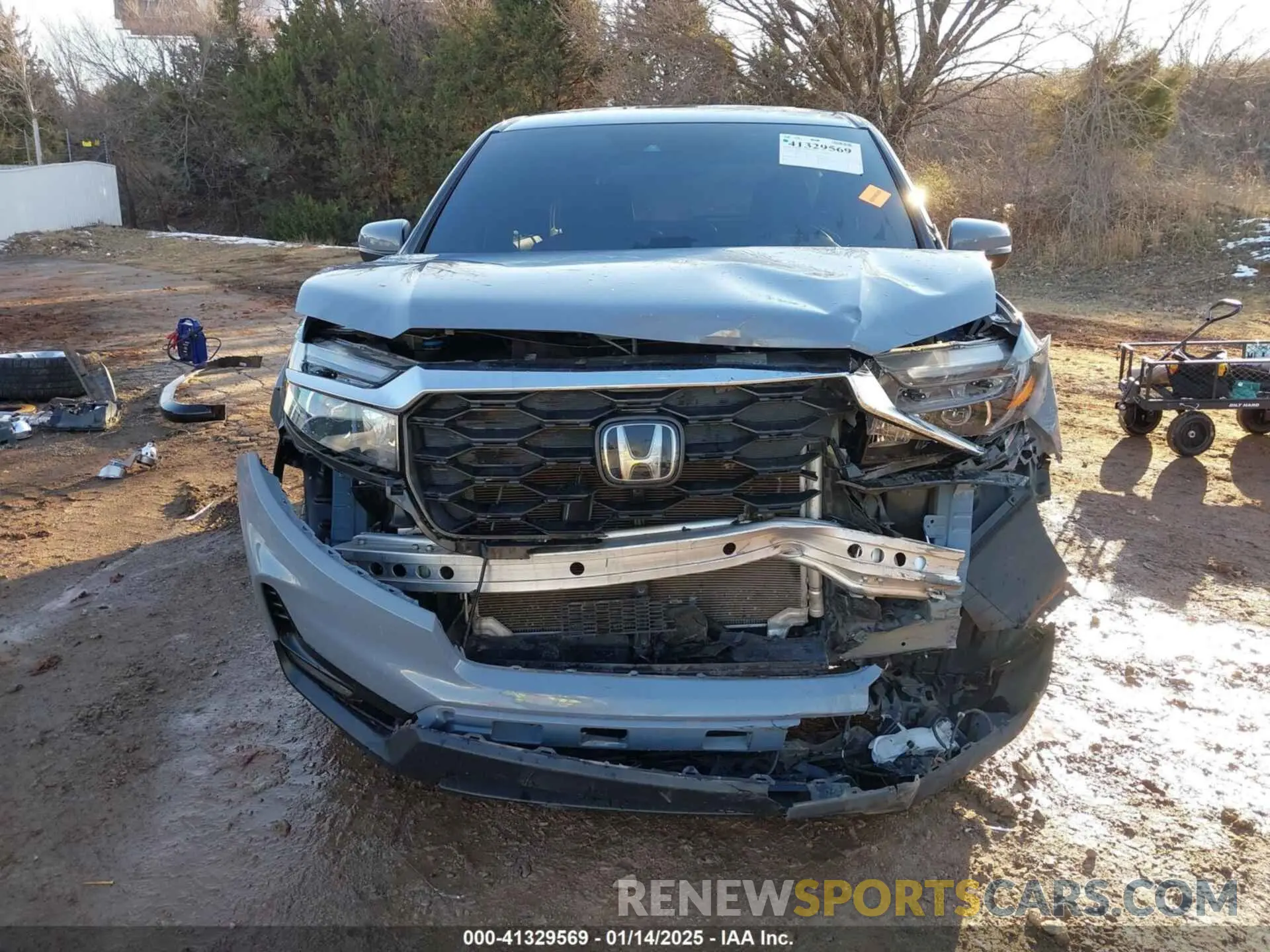 11 Photograph of a damaged car 5FNYF7H55NB006170 HONDA PASSPORT 2022