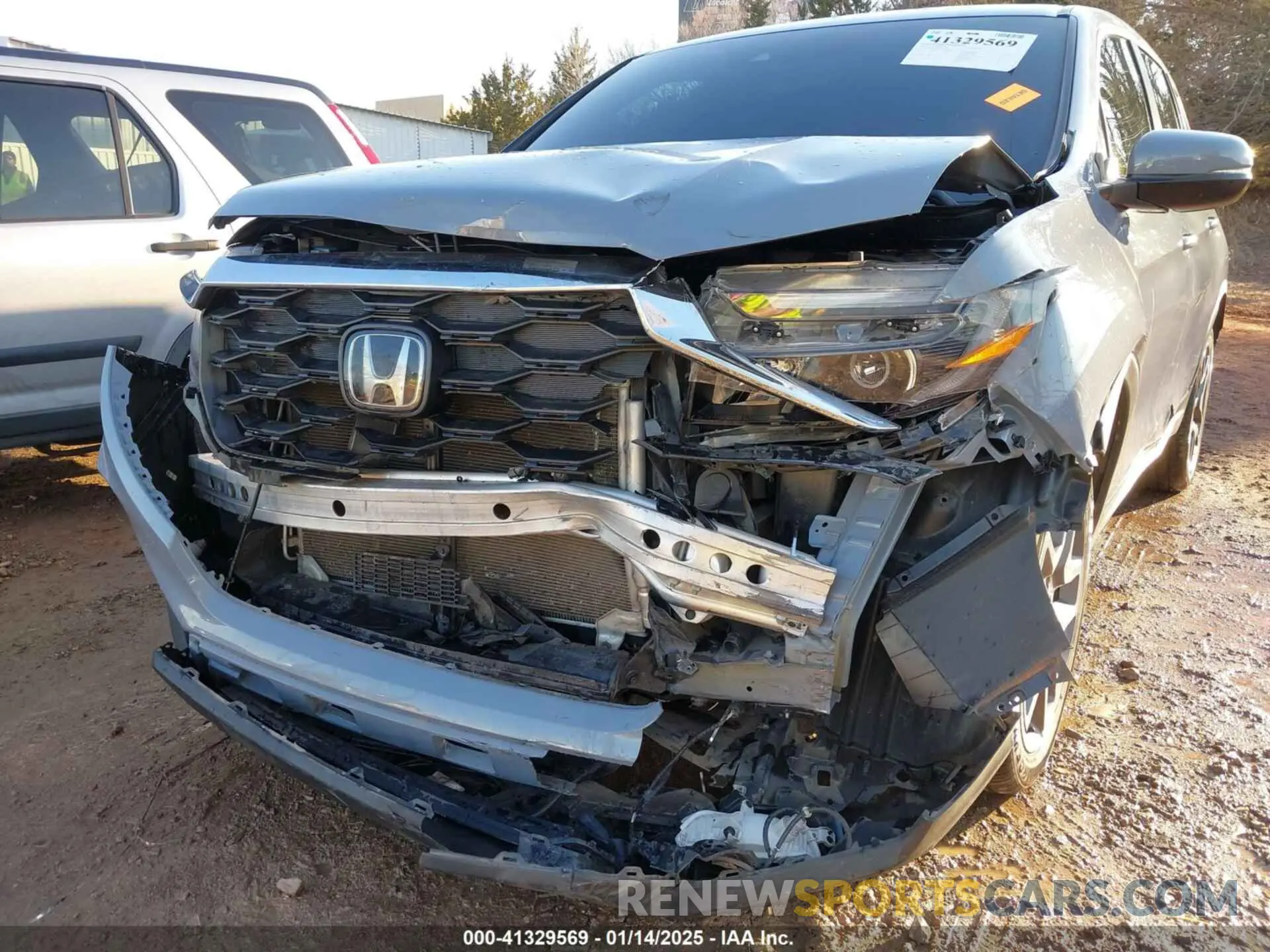 6 Photograph of a damaged car 5FNYF7H55NB006170 HONDA PASSPORT 2022