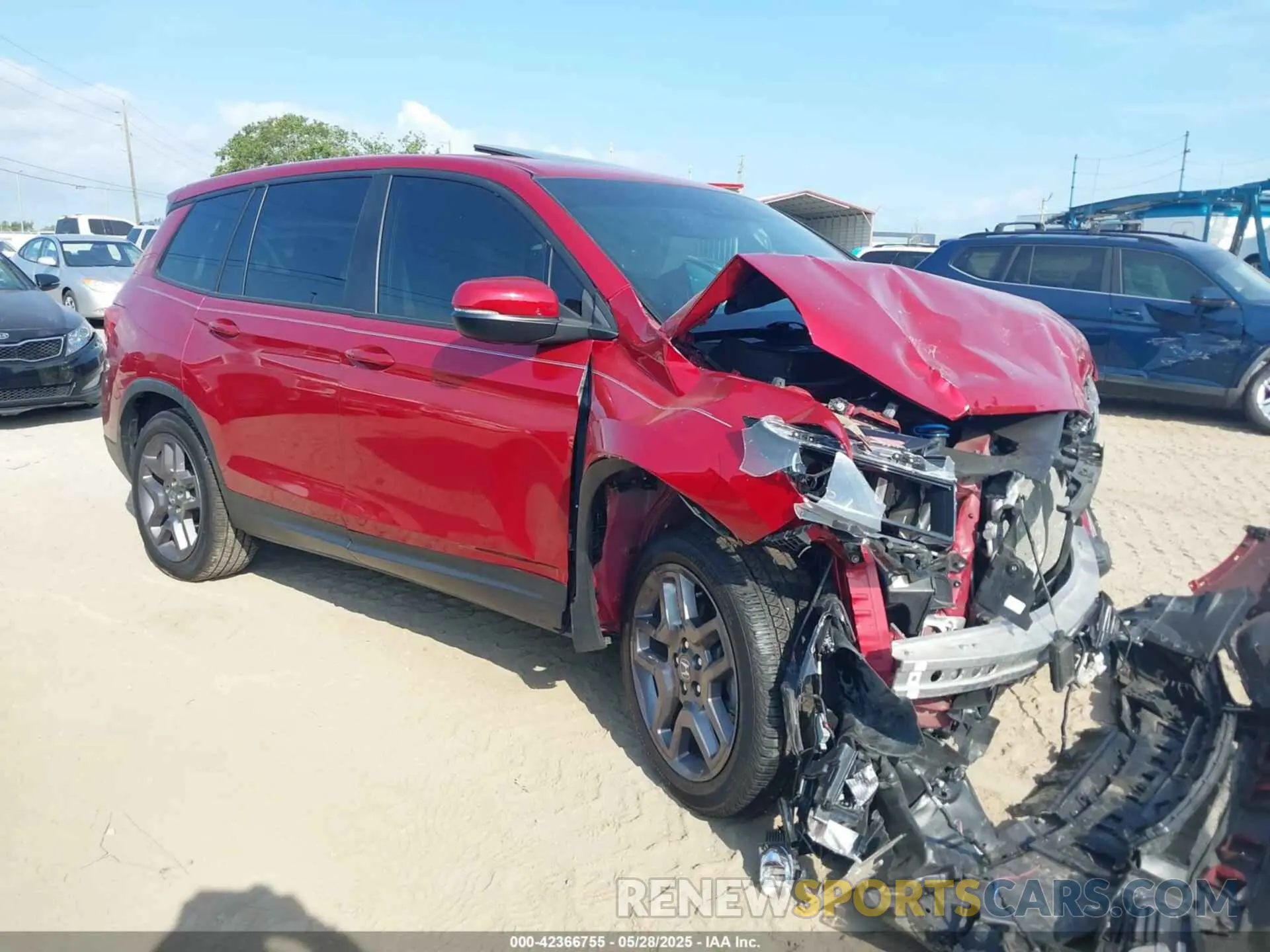 1 Photograph of a damaged car 5FNYF7H58NB006115 HONDA PASSPORT 2022