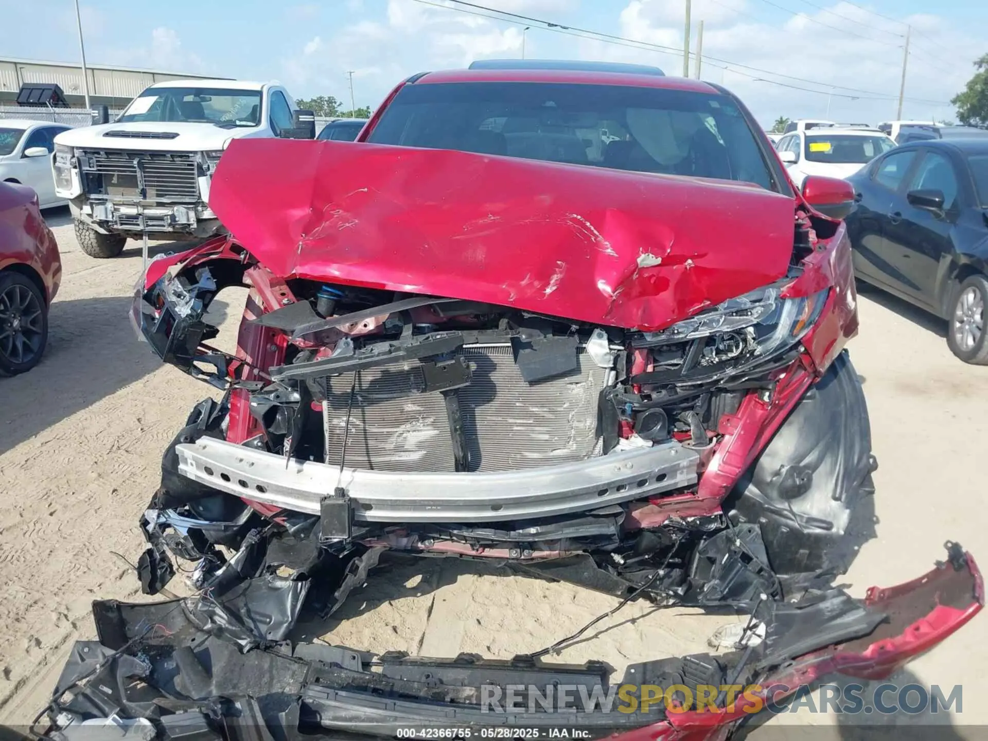 12 Photograph of a damaged car 5FNYF7H58NB006115 HONDA PASSPORT 2022