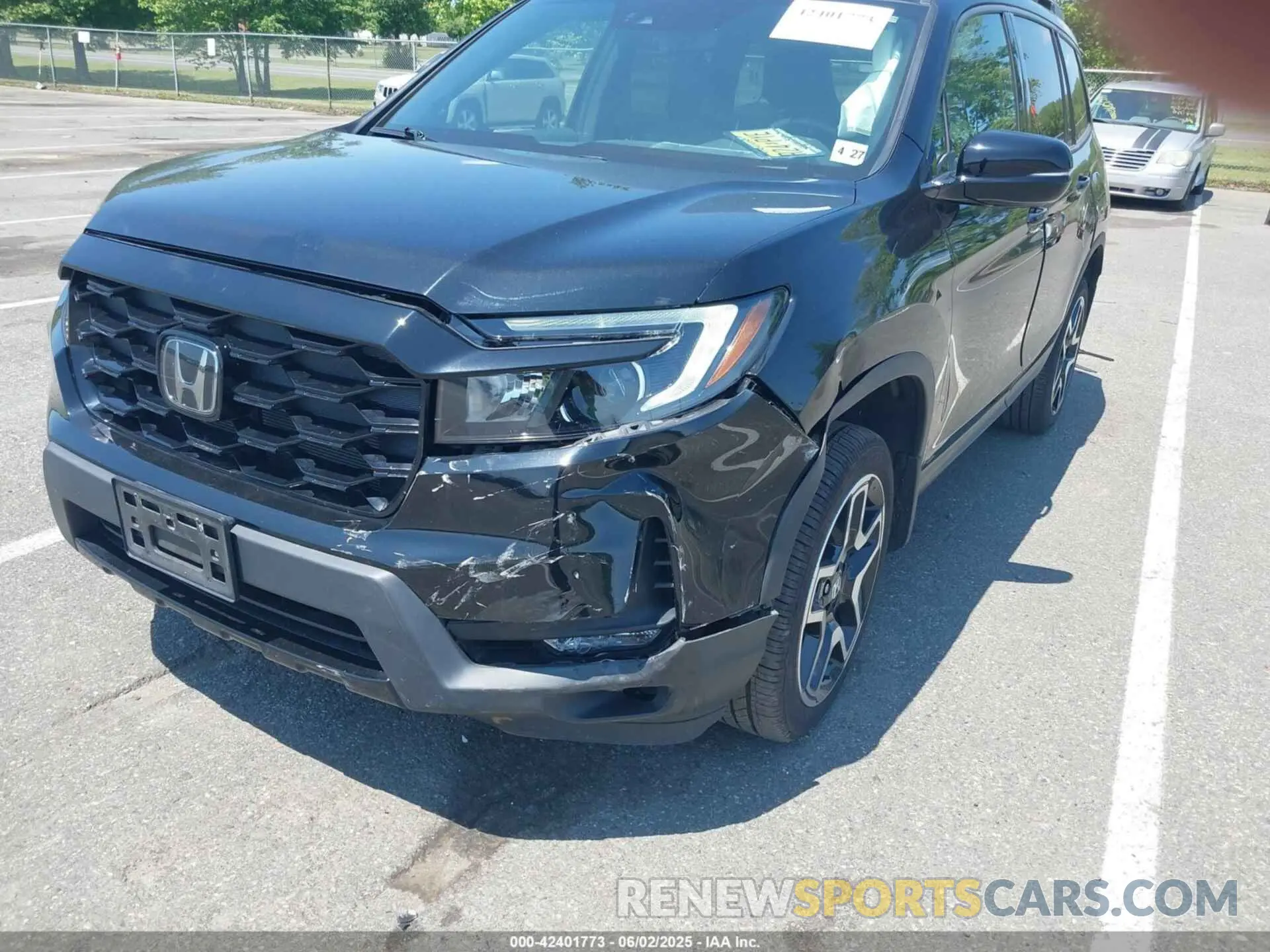 6 Photograph of a damaged car 5FNYF8H00NB004126 HONDA PASSPORT 2022