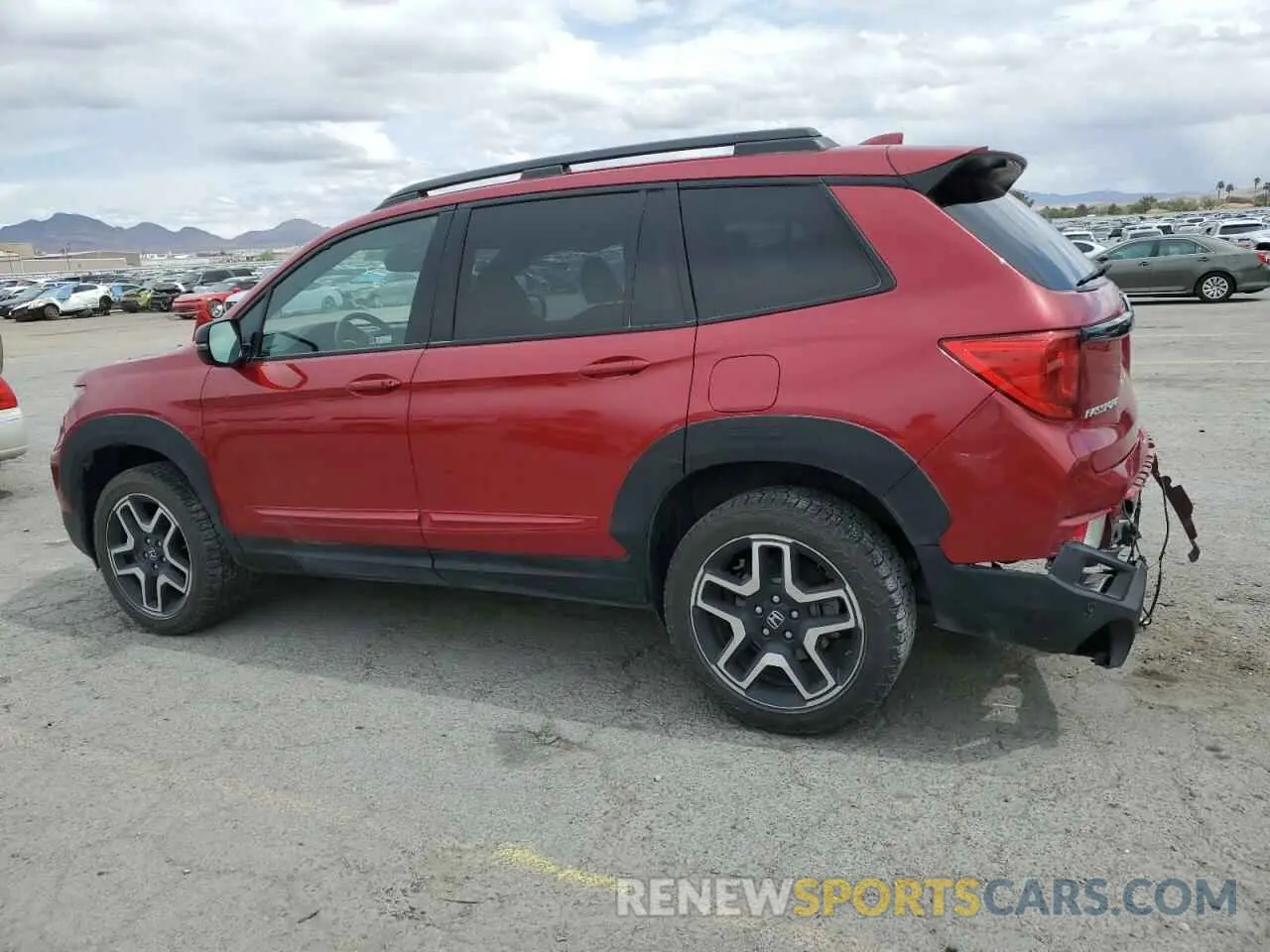 2 Photograph of a damaged car 5FNYF8H07NB019772 HONDA PASSPORT 2022