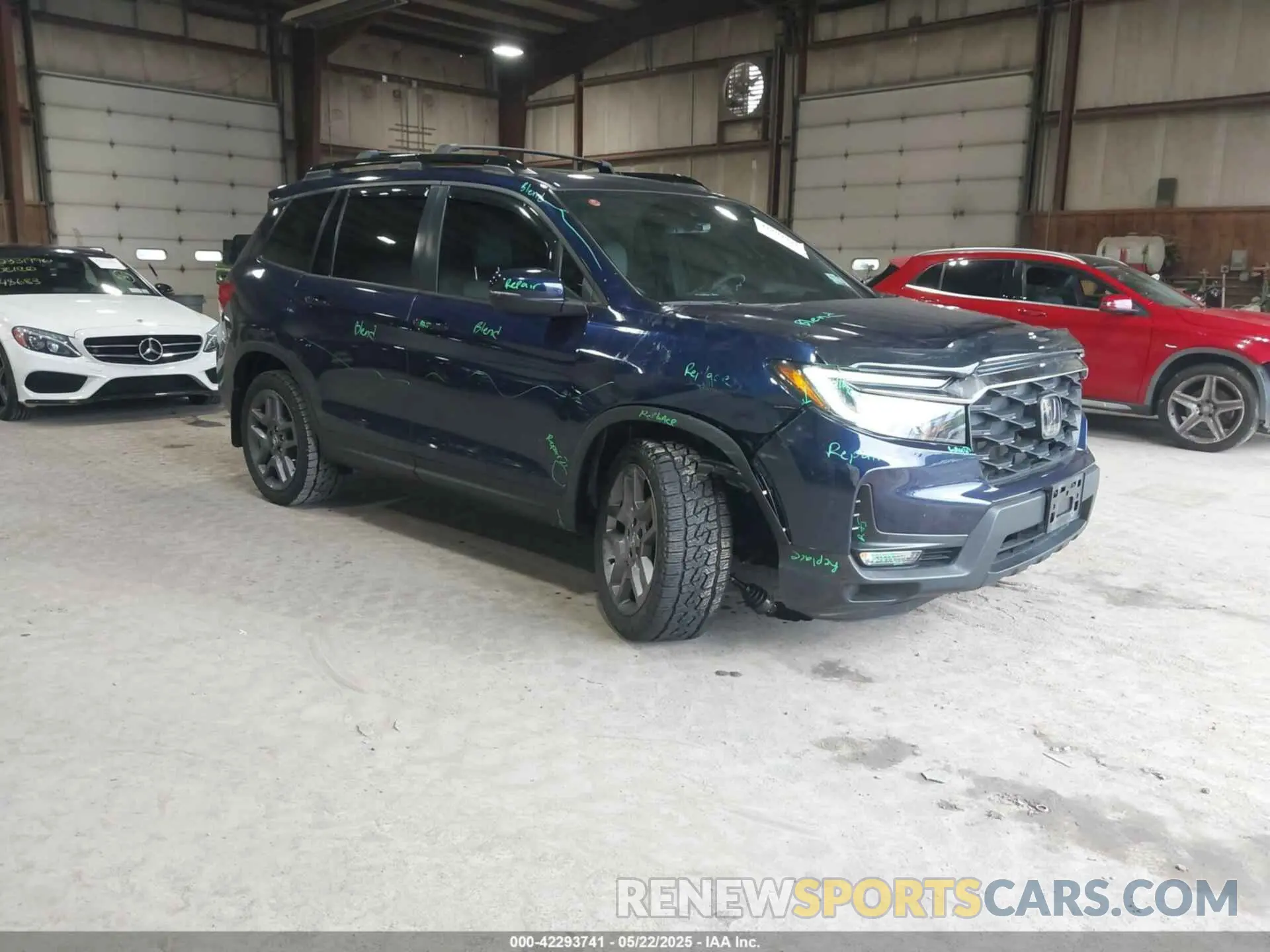 1 Photograph of a damaged car 5FNYF8H51NB004387 HONDA PASSPORT 2022