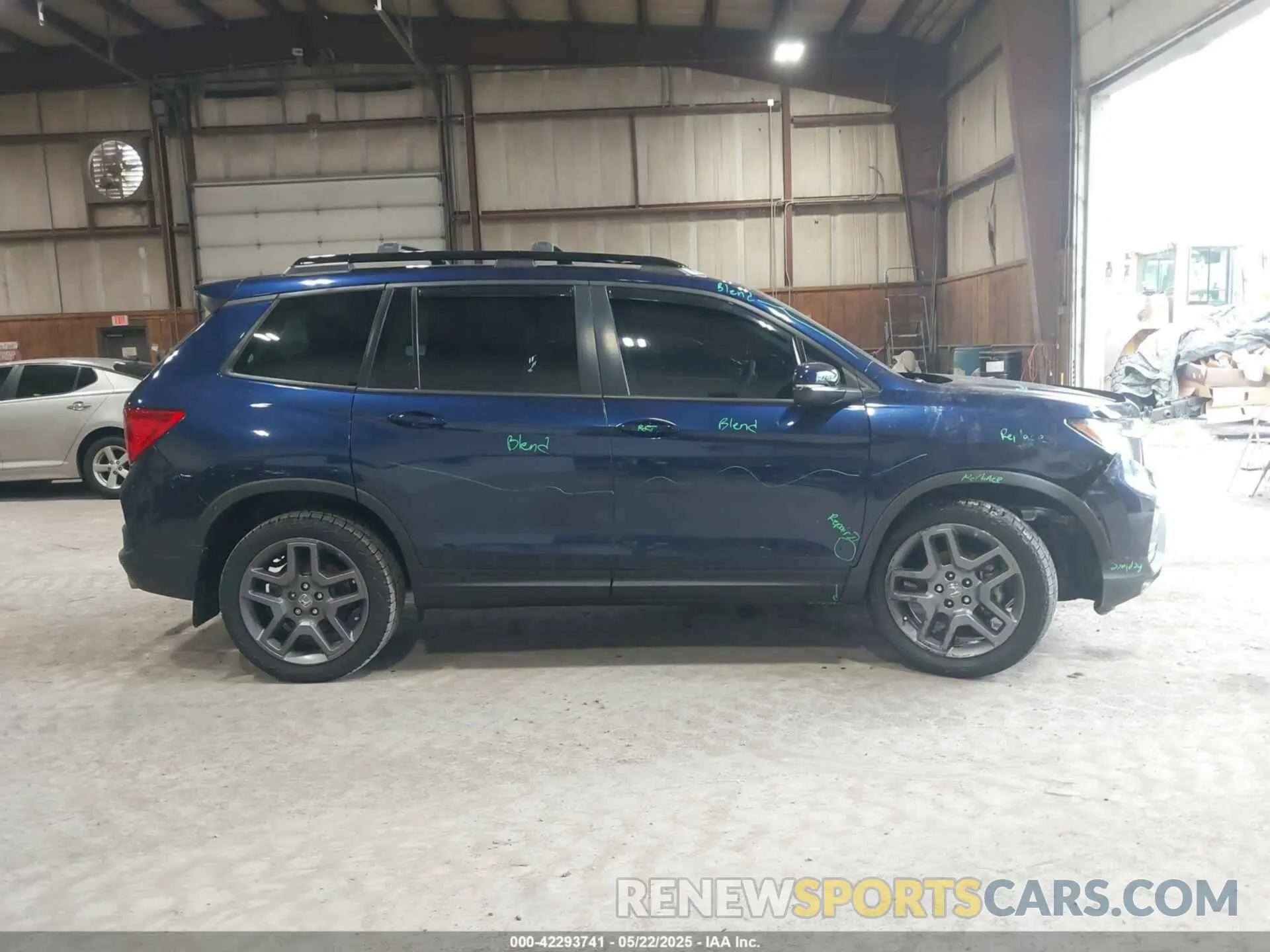 14 Photograph of a damaged car 5FNYF8H51NB004387 HONDA PASSPORT 2022