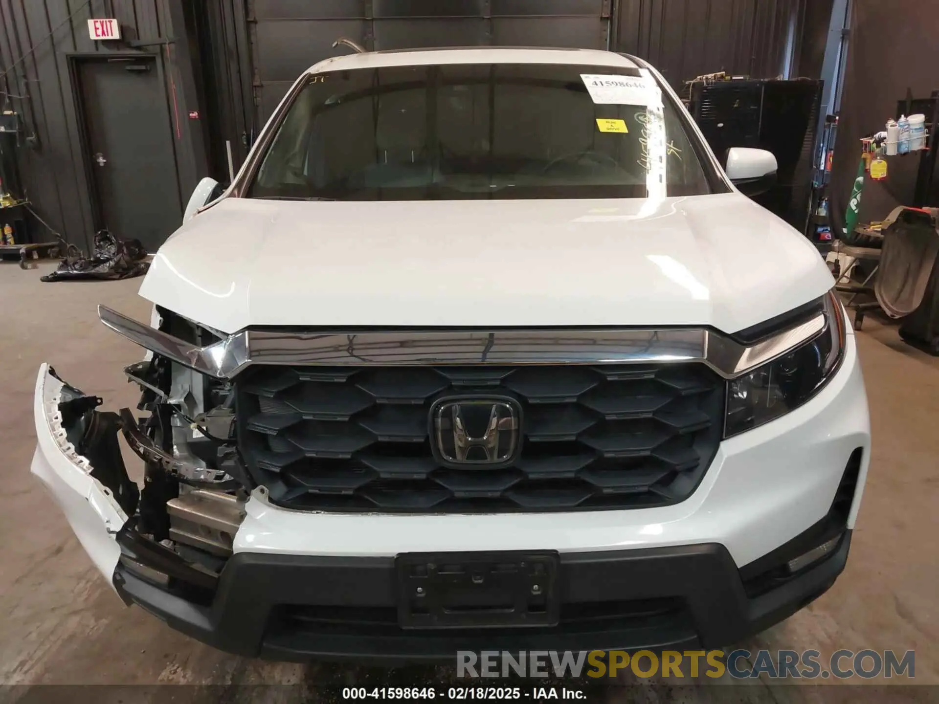 12 Photograph of a damaged car 5FNYF8H52NB001840 HONDA PASSPORT 2022