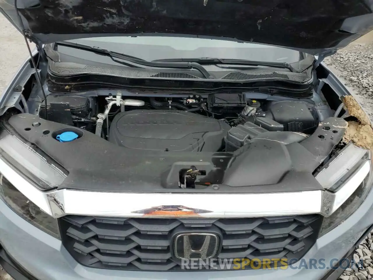 13 Photograph of a damaged car 5FNYF8H54NB003573 HONDA PASSPORT 2022