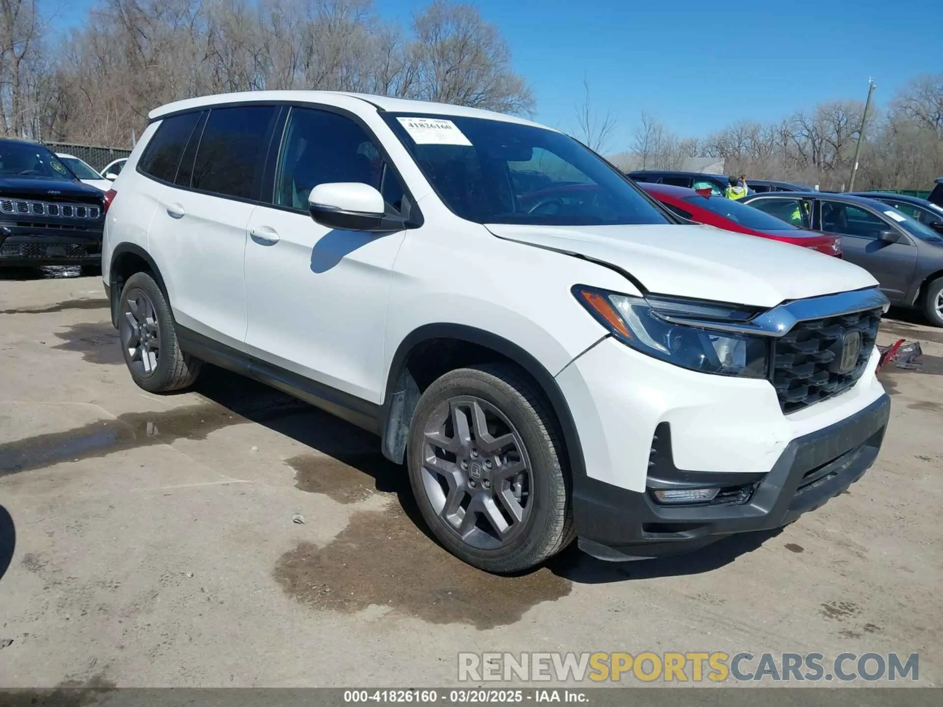 1 Photograph of a damaged car 5FNYF8H56NB008371 HONDA PASSPORT 2022