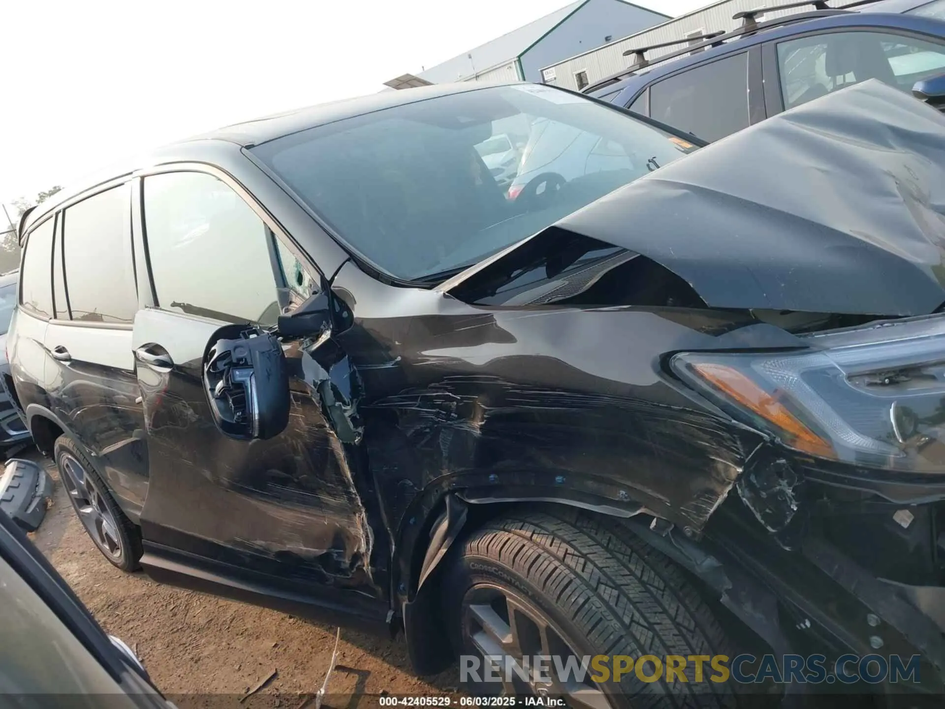 14 Photograph of a damaged car 5FNYF8H57NB003633 HONDA PASSPORT 2022