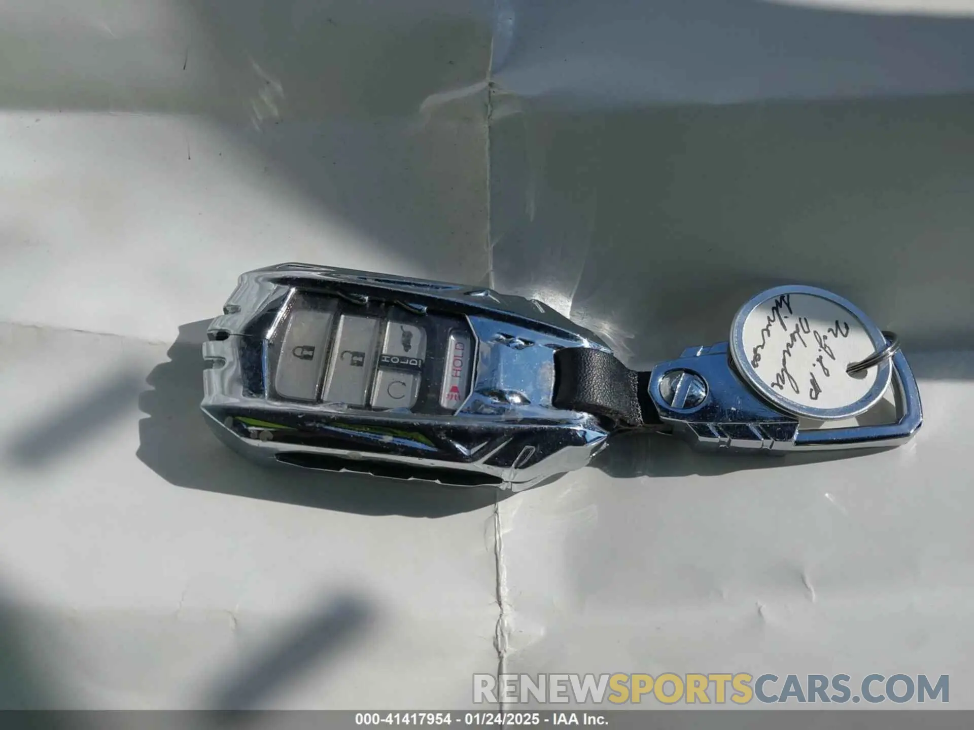 11 Photograph of a damaged car 5FNYF8H61NB000381 HONDA PASSPORT 2022