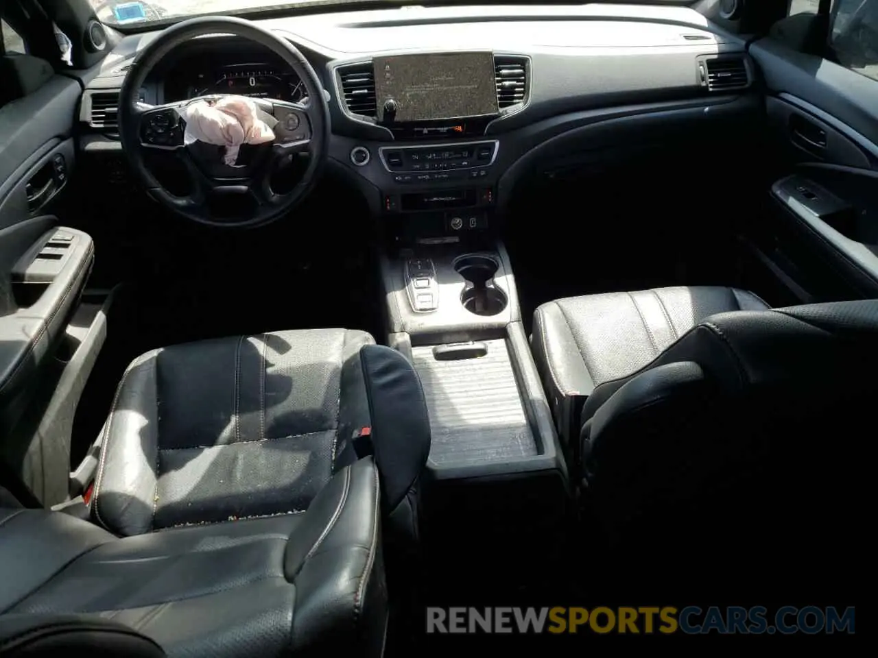 8 Photograph of a damaged car 5FNYF8H62NB029873 HONDA PASSPORT 2022