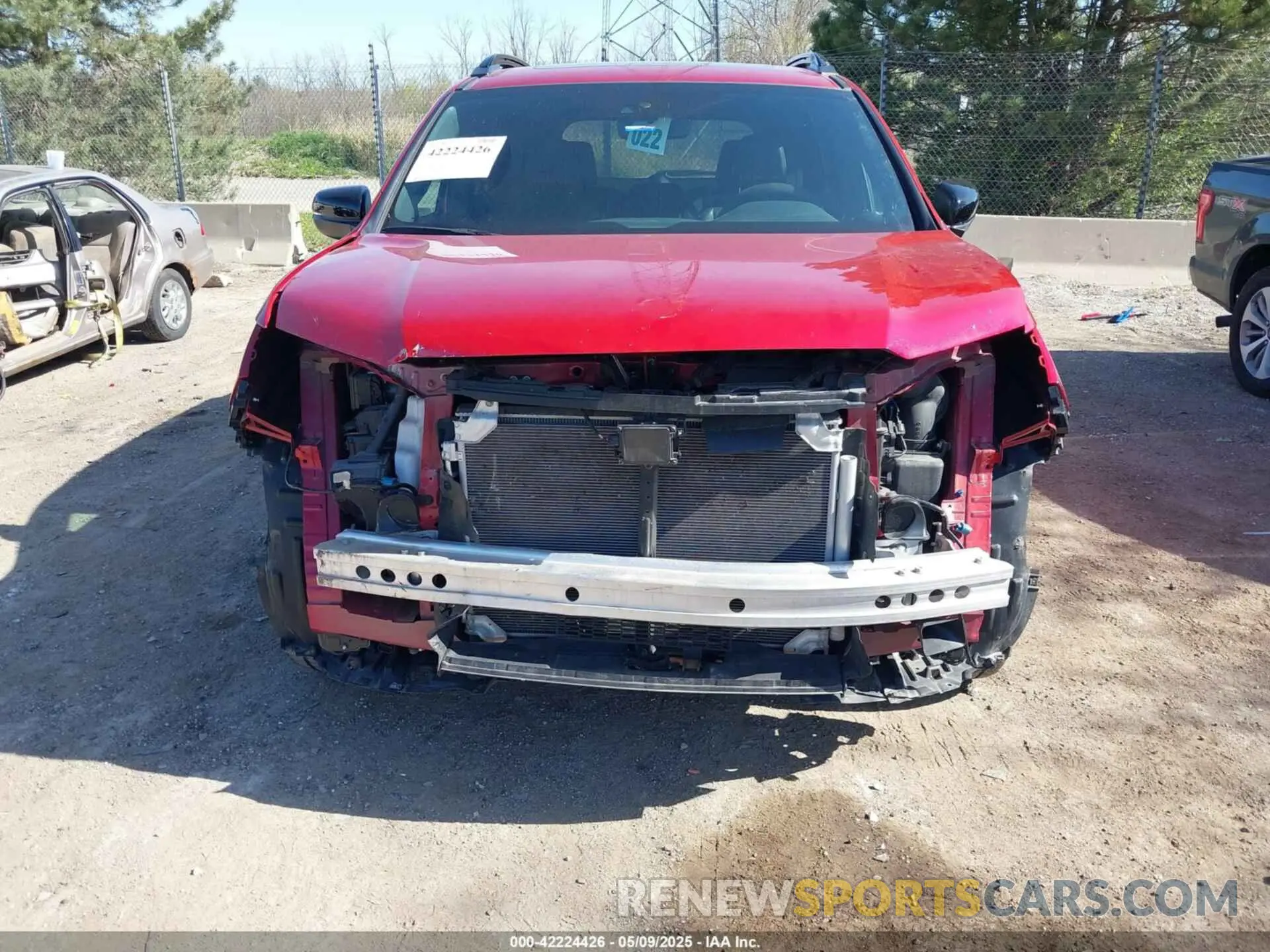 13 Photograph of a damaged car 5FNYF8H69NB015906 HONDA PASSPORT 2022