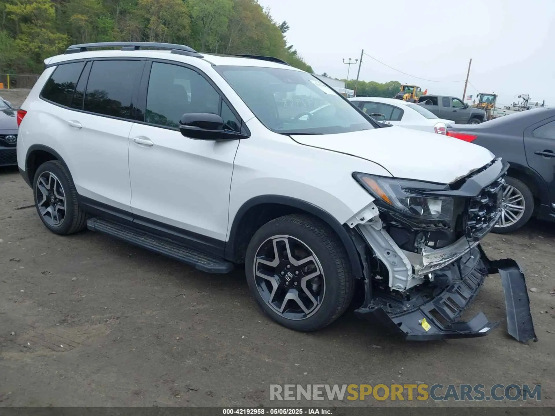 1 Photograph of a damaged car 5FNYF8H00PB022743 HONDA PASSPORT 2023