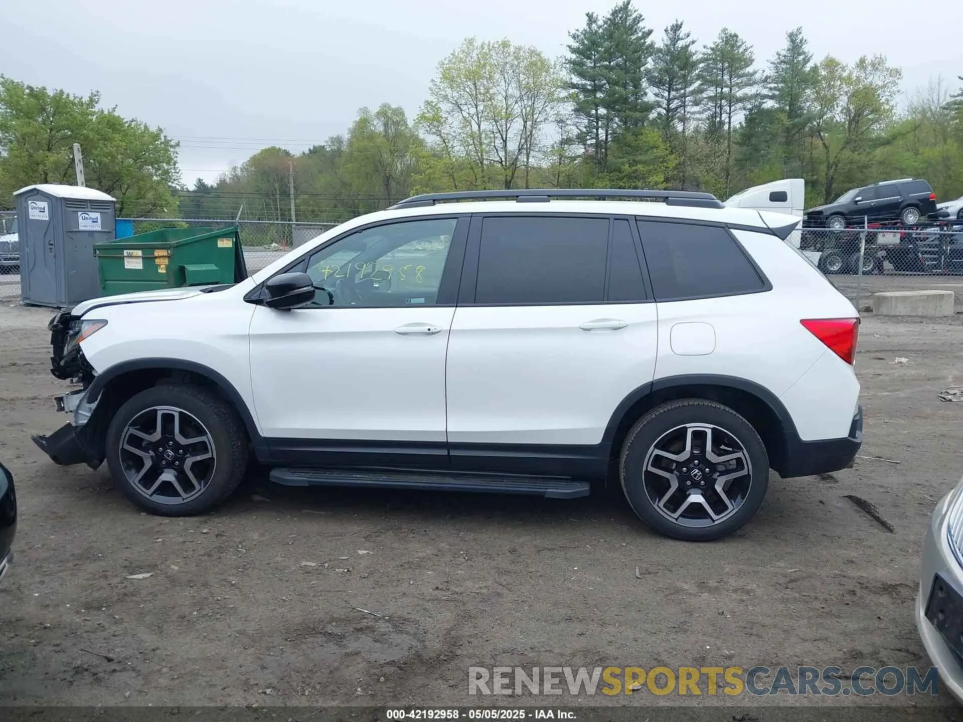 14 Photograph of a damaged car 5FNYF8H00PB022743 HONDA PASSPORT 2023