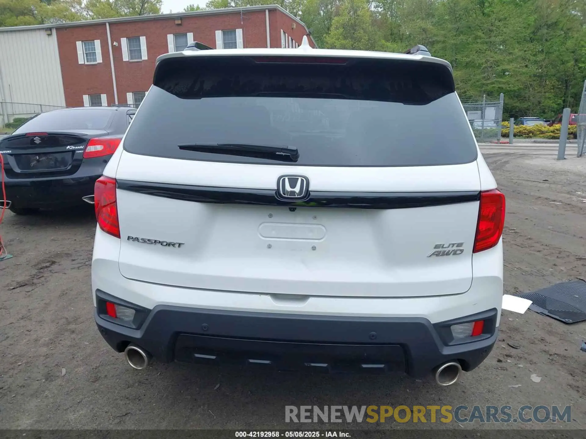 16 Photograph of a damaged car 5FNYF8H00PB022743 HONDA PASSPORT 2023