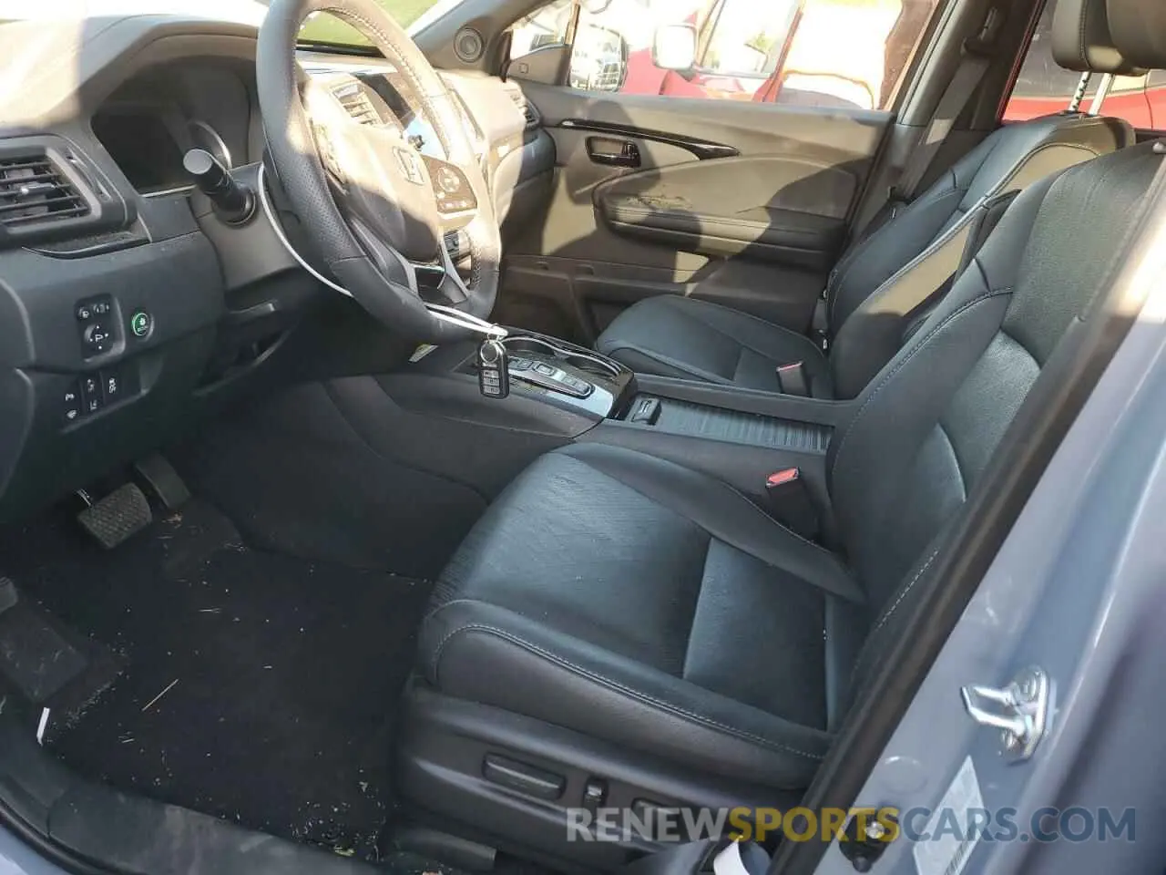 7 Photograph of a damaged car 5FNYF8H03PB032148 HONDA PASSPORT 2023