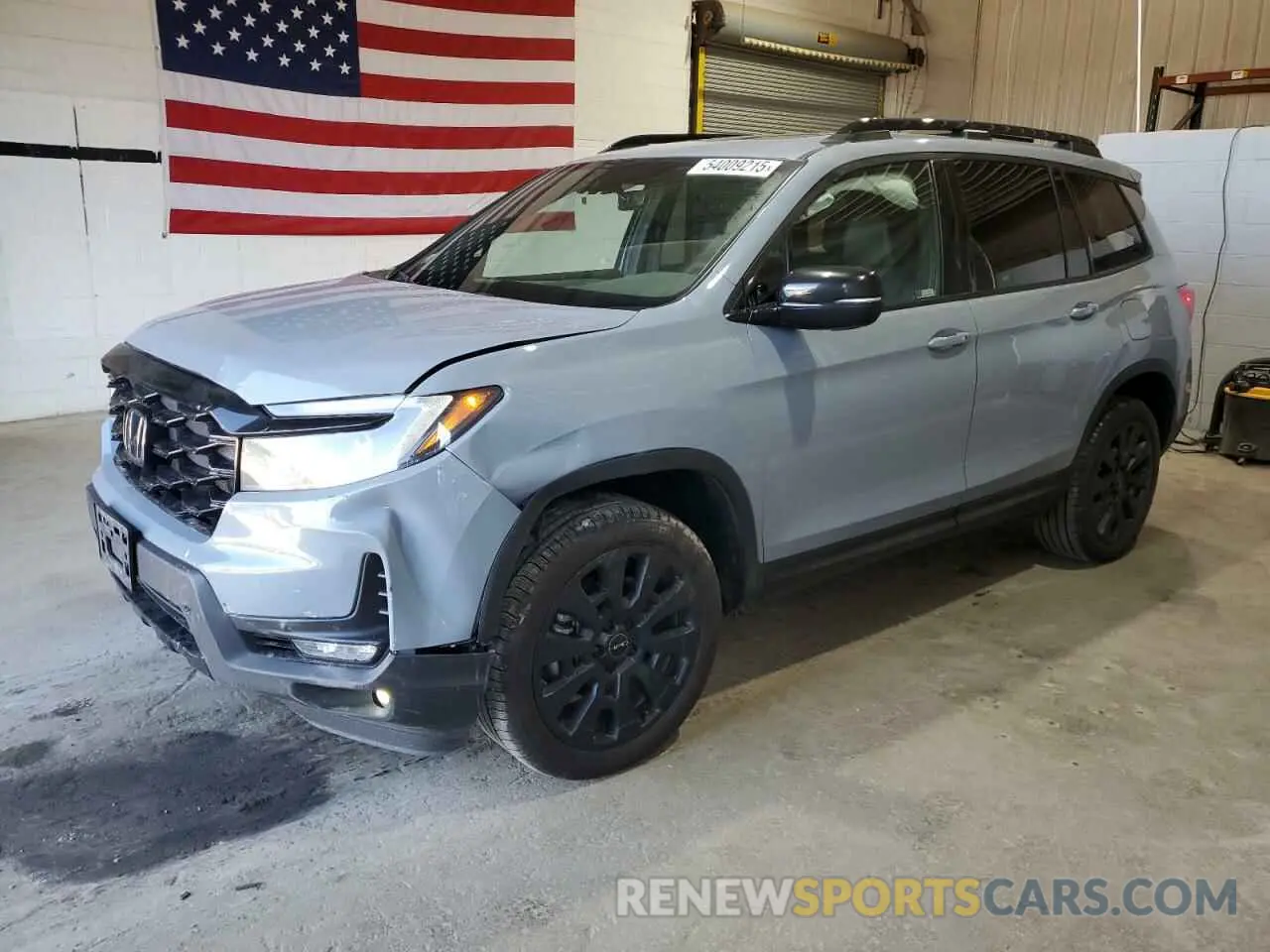 1 Photograph of a damaged car 5FNYF8H03PB034613 HONDA PASSPORT 2023