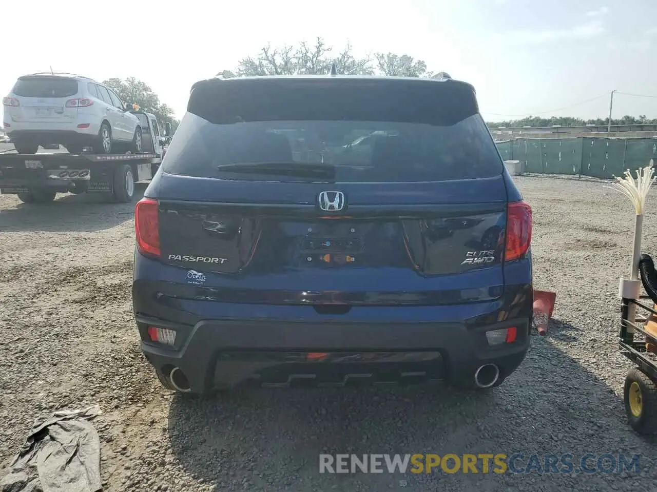 6 Photograph of a damaged car 5FNYF8H04PB014922 HONDA PASSPORT 2023