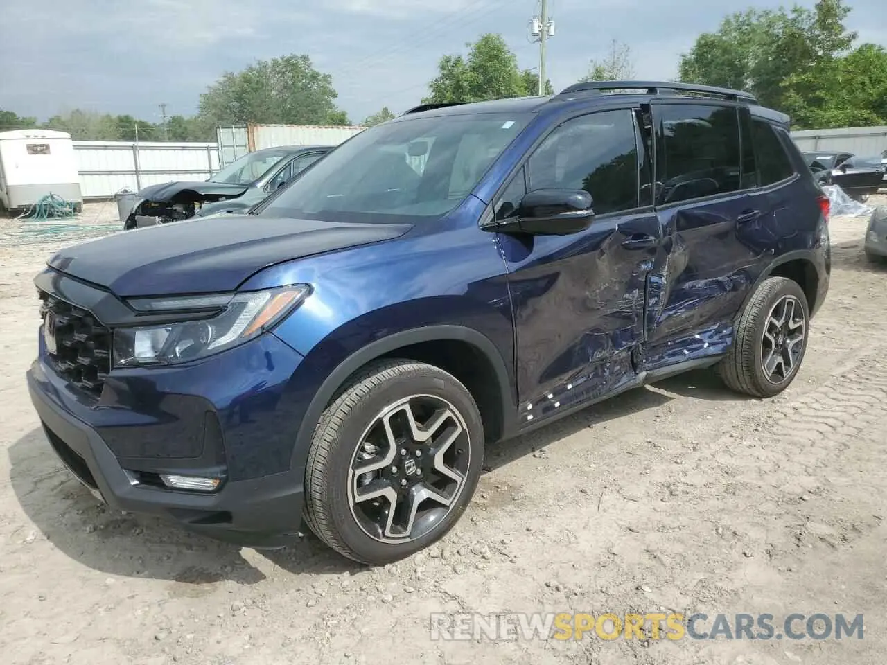 1 Photograph of a damaged car 5FNYF8H07PB036929 HONDA PASSPORT 2023