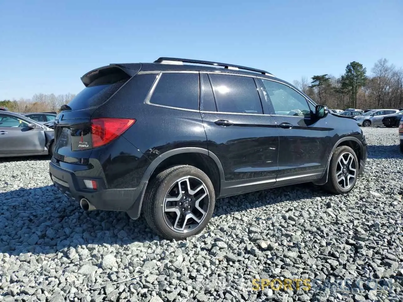 3 Photograph of a damaged car 5FNYF8H0XPB034110 HONDA PASSPORT 2023