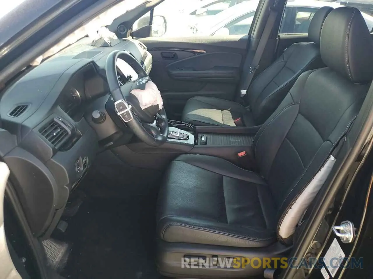 7 Photograph of a damaged car 5FNYF8H0XPB034110 HONDA PASSPORT 2023