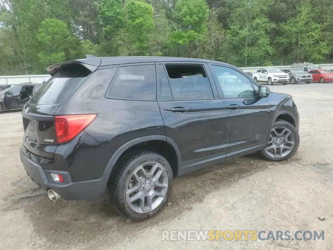 3 Photograph of a damaged car 5FNYF8H52PB022643 HONDA PASSPORT 2023