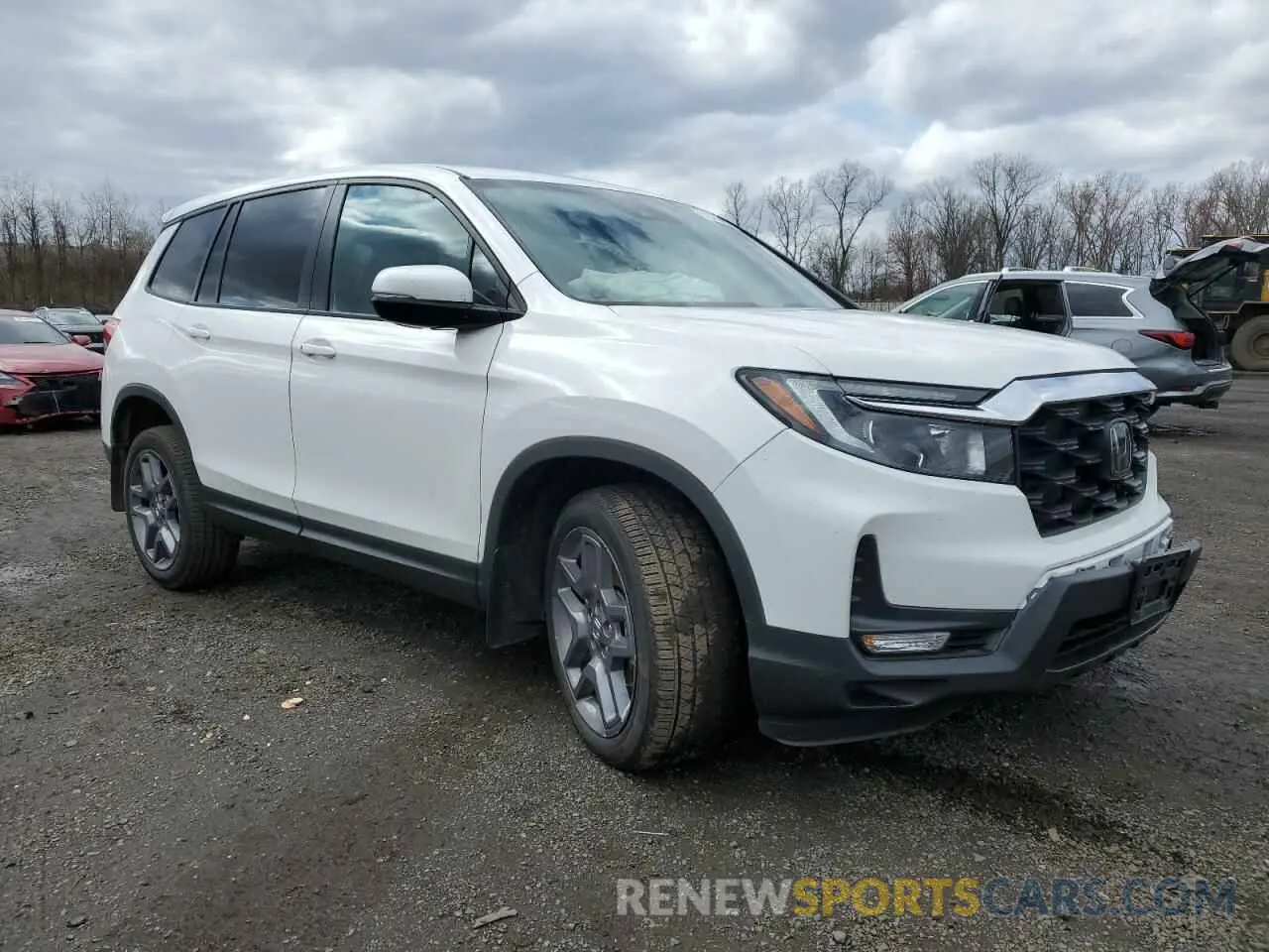 4 Photograph of a damaged car 5FNYF8H52PB036803 HONDA PASSPORT 2023