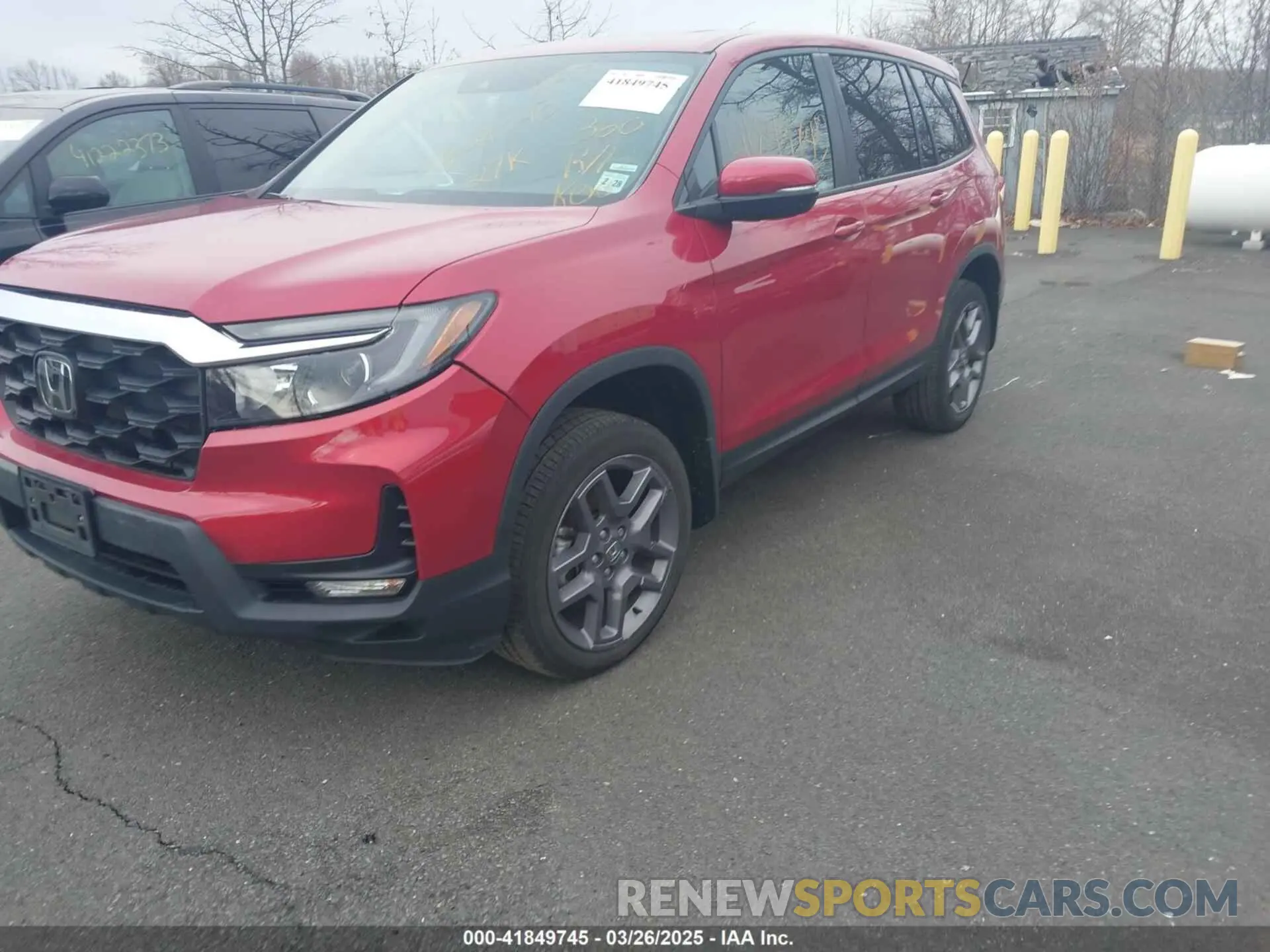 2 Photograph of a damaged car 5FNYF8H53PB010811 HONDA PASSPORT 2023