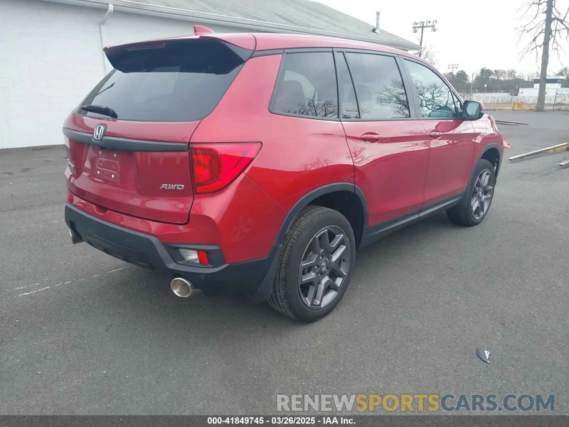 4 Photograph of a damaged car 5FNYF8H53PB010811 HONDA PASSPORT 2023