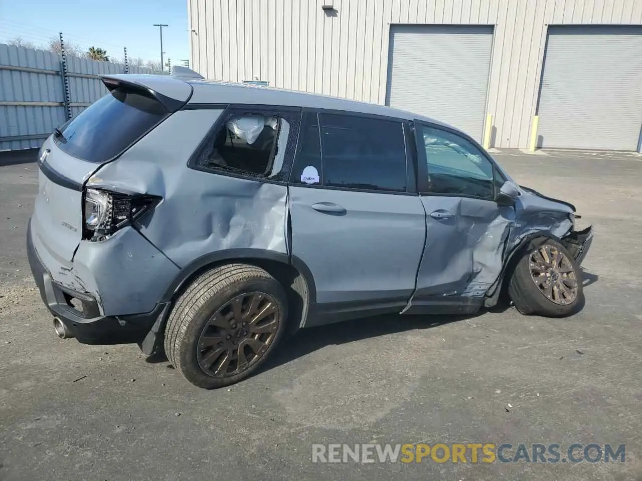 3 Photograph of a damaged car 5FNYF8H53PB021775 HONDA PASSPORT 2023