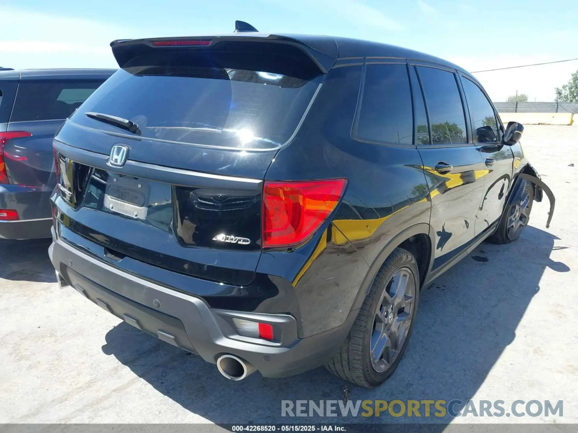 4 Photograph of a damaged car 5FNYF8H55PB020448 HONDA PASSPORT 2023