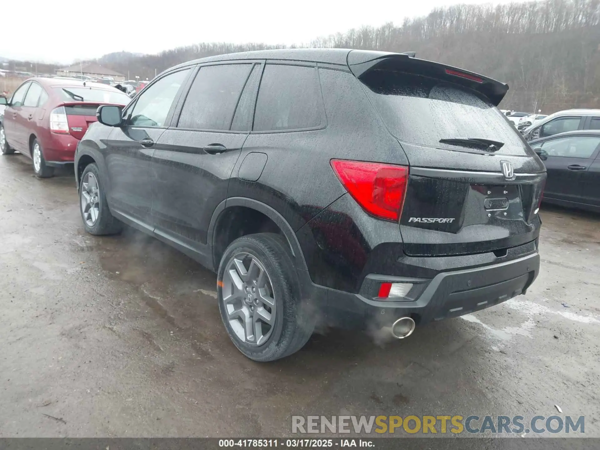 3 Photograph of a damaged car 5FNYF8H56PB024816 HONDA PASSPORT 2023
