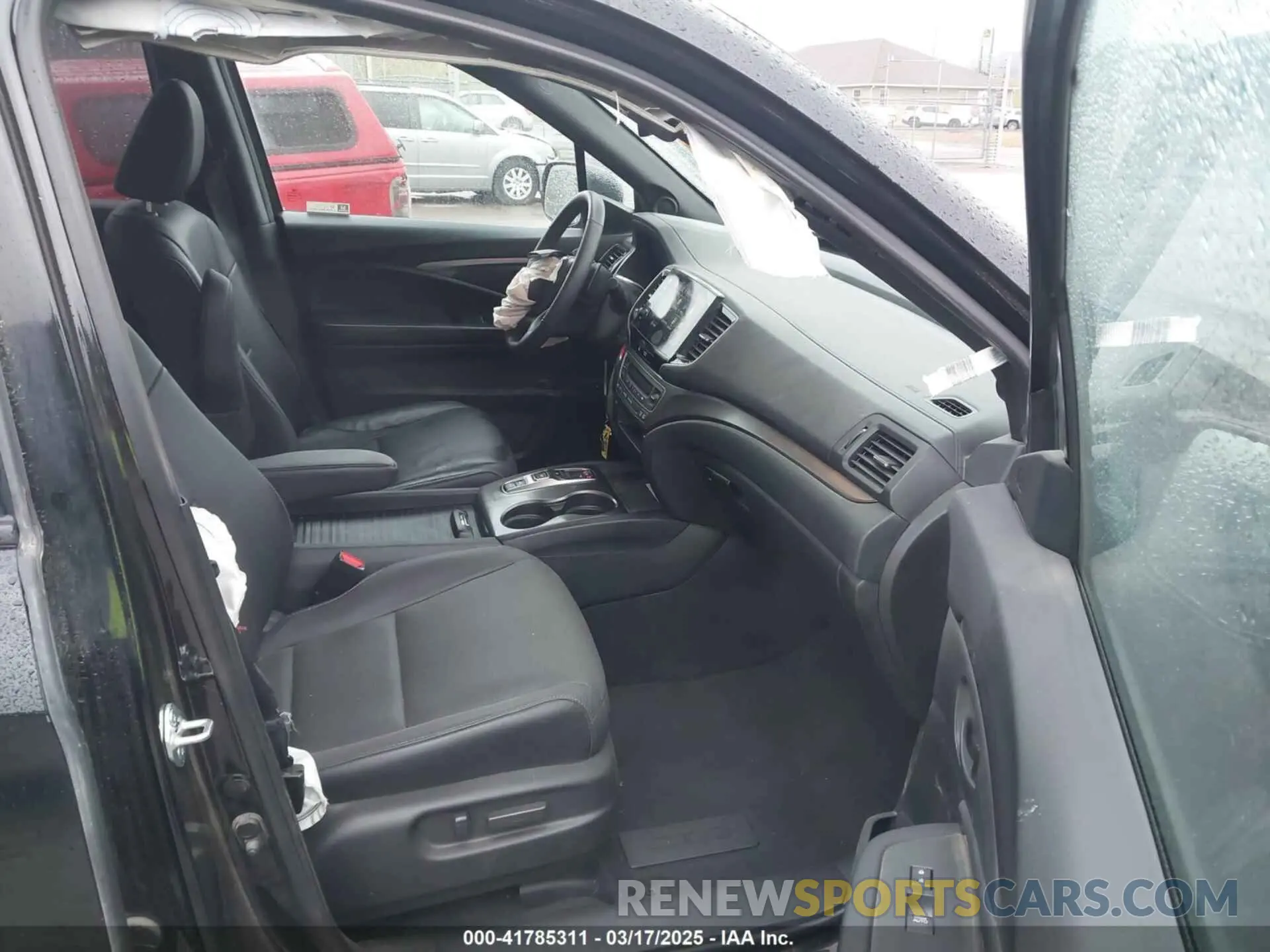 5 Photograph of a damaged car 5FNYF8H56PB024816 HONDA PASSPORT 2023