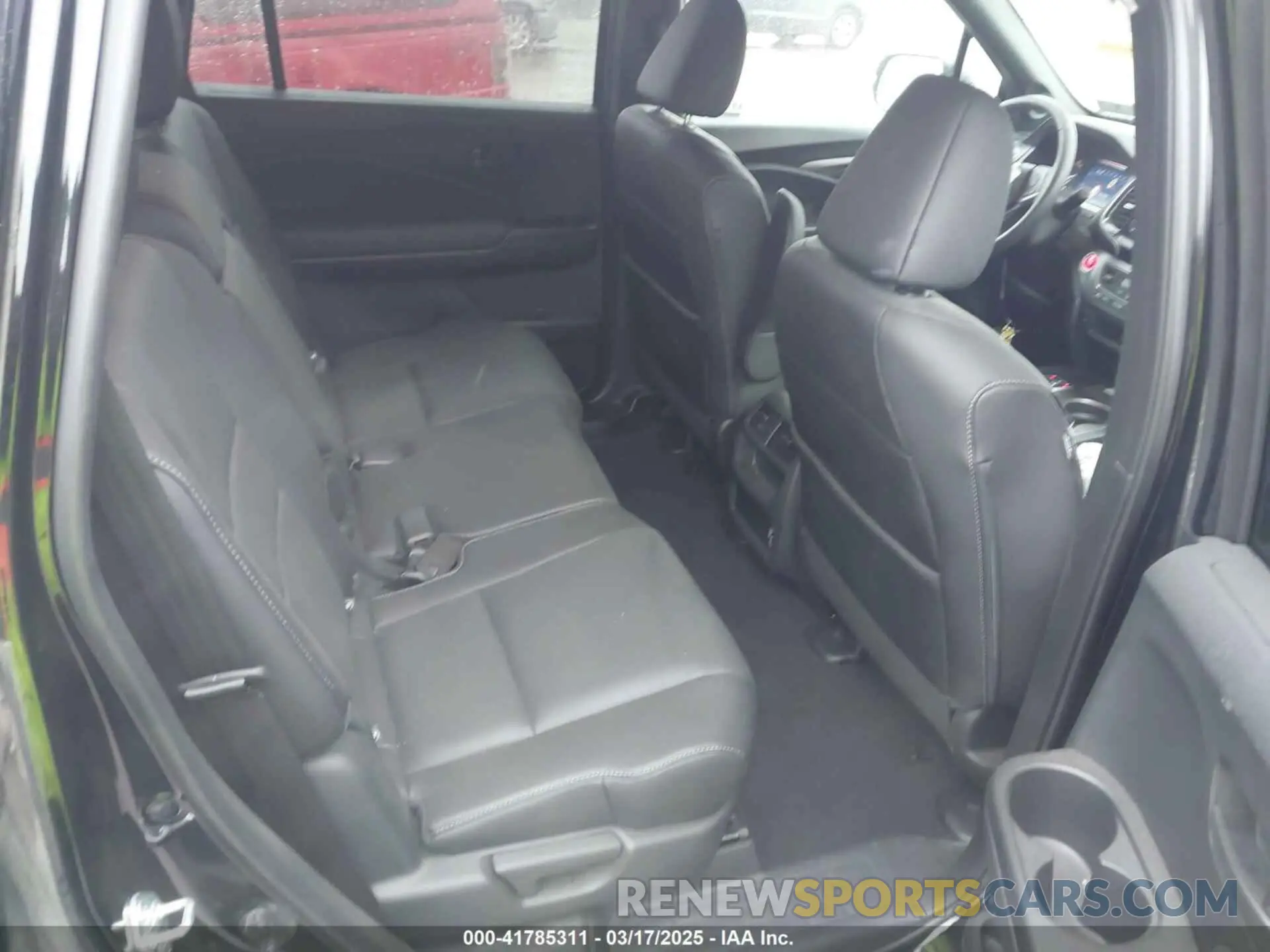 8 Photograph of a damaged car 5FNYF8H56PB024816 HONDA PASSPORT 2023
