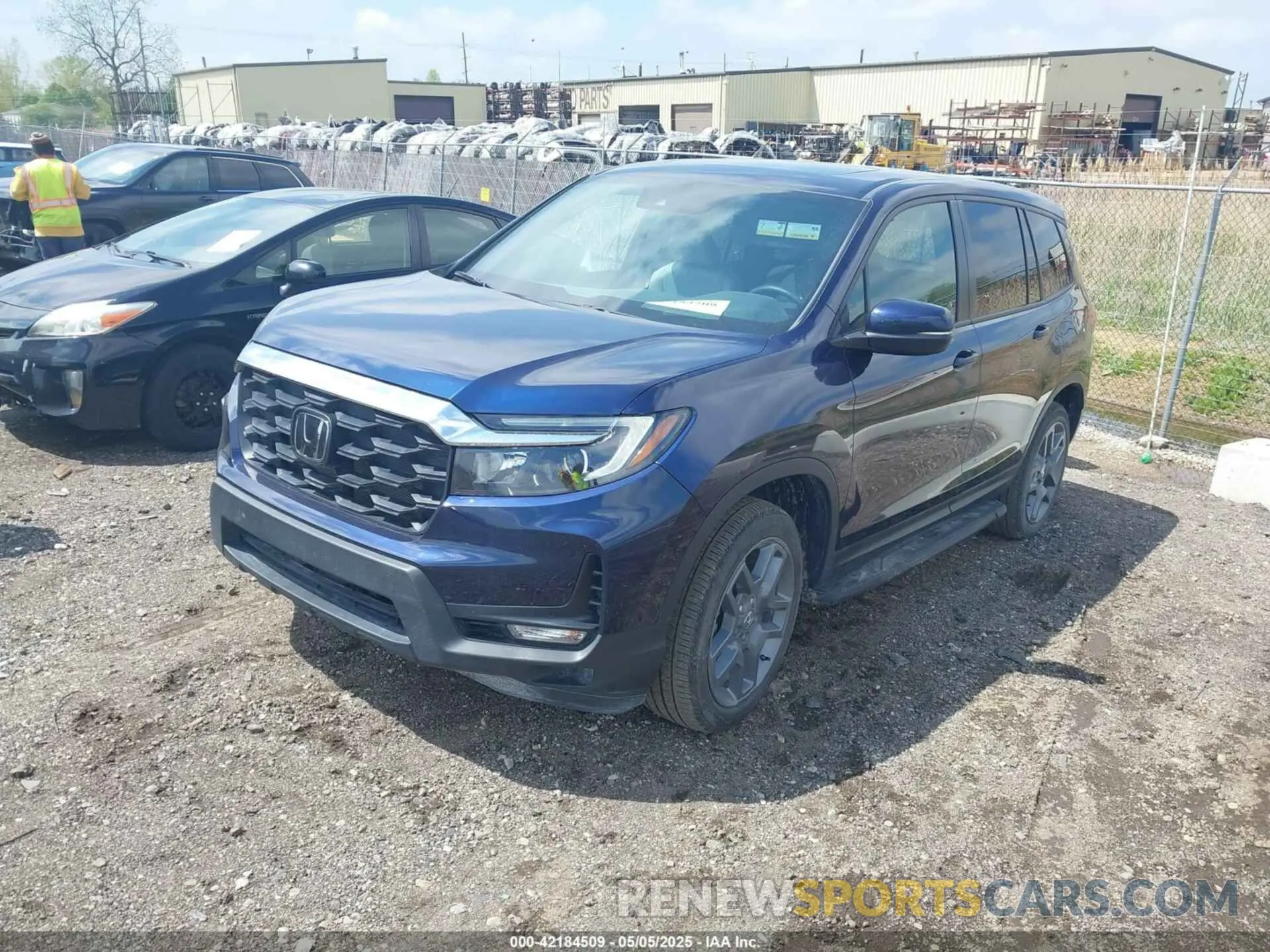2 Photograph of a damaged car 5FNYF8H57PB004896 HONDA PASSPORT 2023