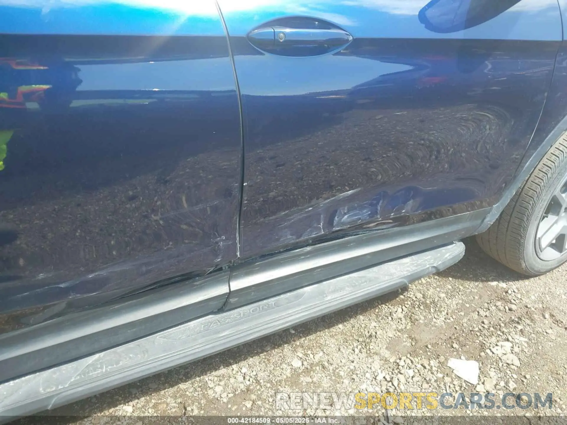 6 Photograph of a damaged car 5FNYF8H57PB004896 HONDA PASSPORT 2023