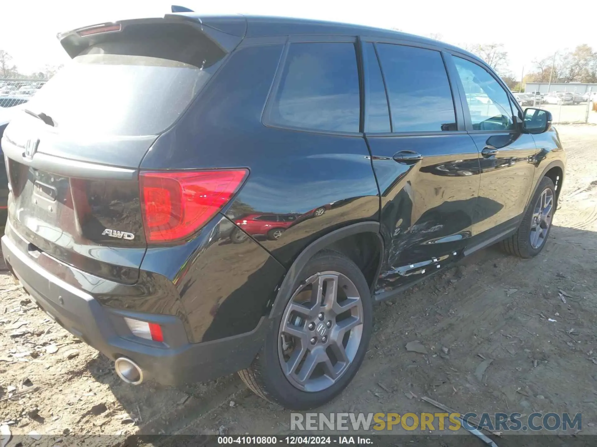 4 Photograph of a damaged car 5FNYF8H57PB019186 HONDA PASSPORT 2023