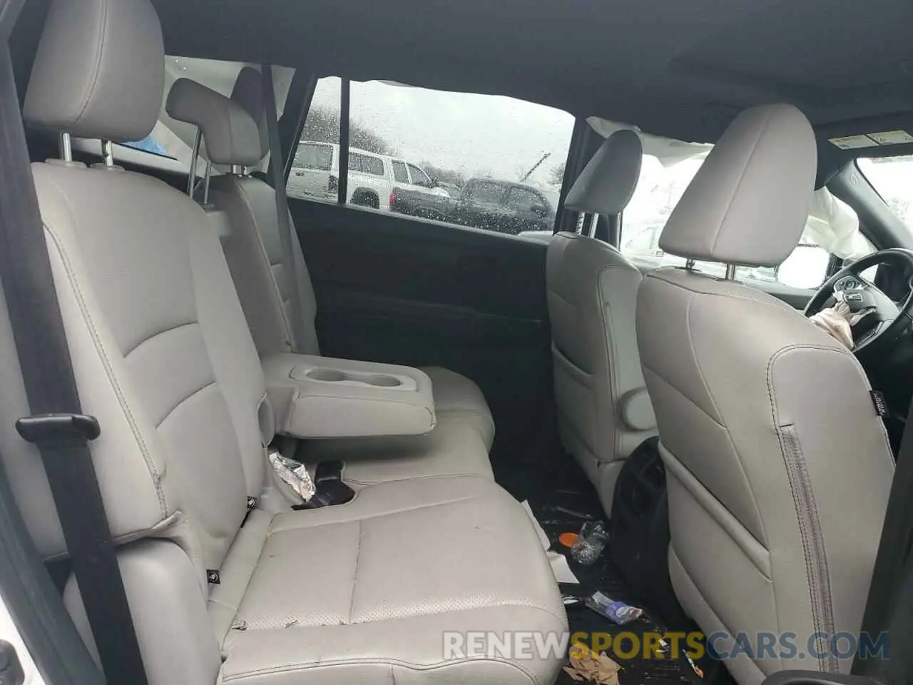 12 Photograph of a damaged car 5FNYF8H59PB041173 HONDA PASSPORT 2023