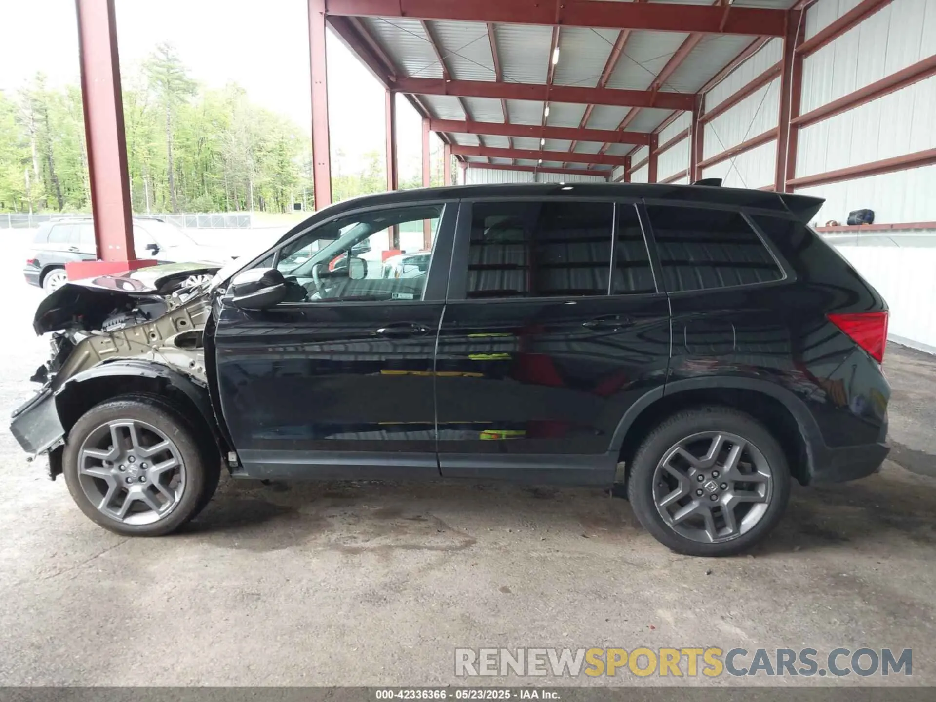15 Photograph of a damaged car 5FNYF8H5XPB021370 HONDA PASSPORT 2023