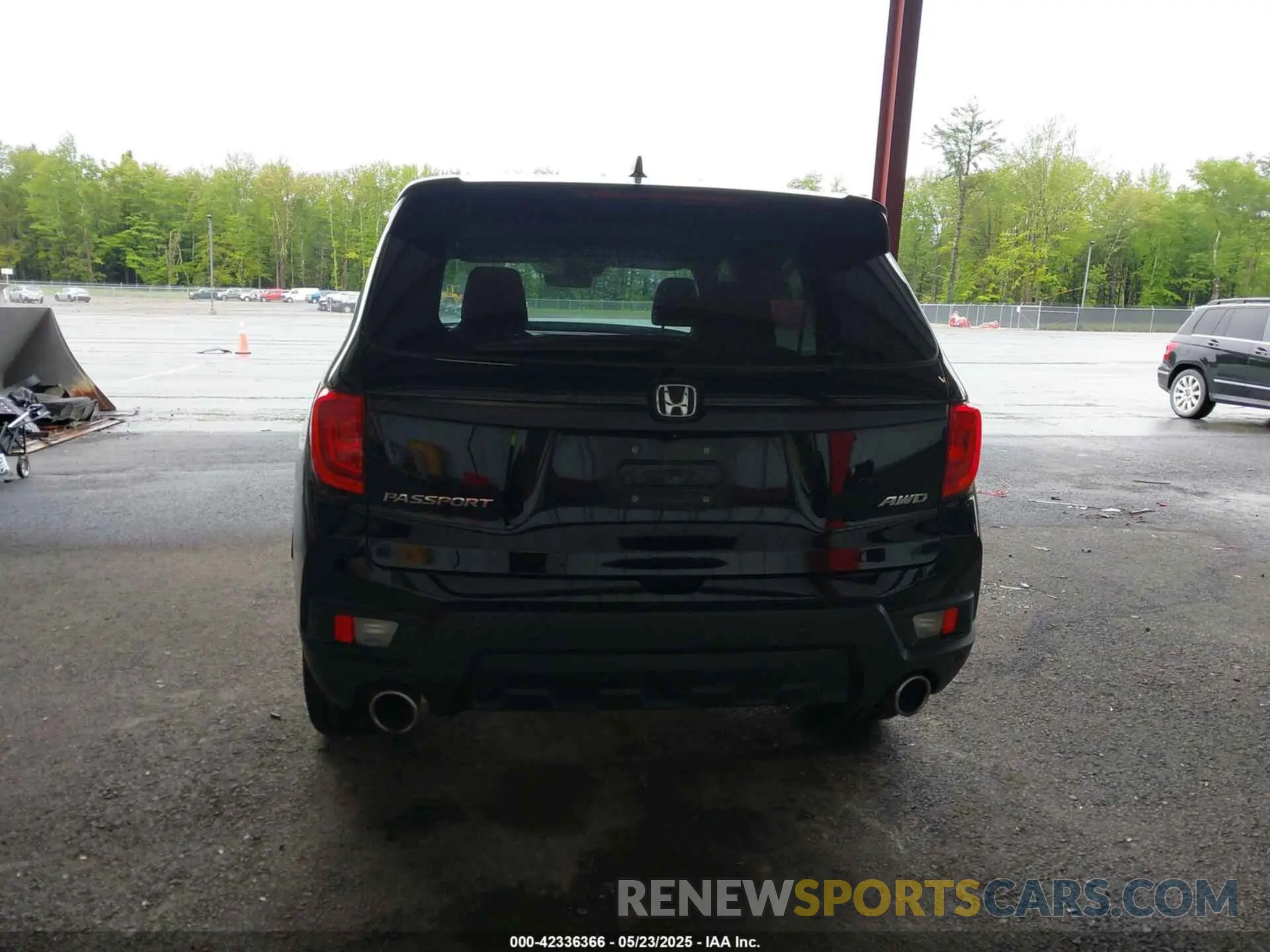 17 Photograph of a damaged car 5FNYF8H5XPB021370 HONDA PASSPORT 2023
