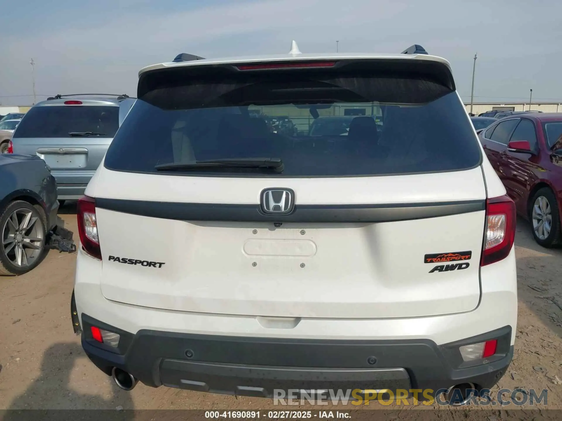 16 Photograph of a damaged car 5FNYF8H60PB041202 HONDA PASSPORT 2023