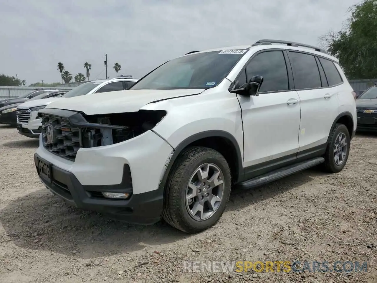 1 Photograph of a damaged car 5FNYF8H62PB040553 HONDA PASSPORT 2023