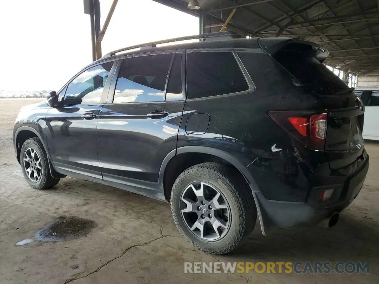 2 Photograph of a damaged car 5FNYF8H63PB008839 HONDA PASSPORT 2023