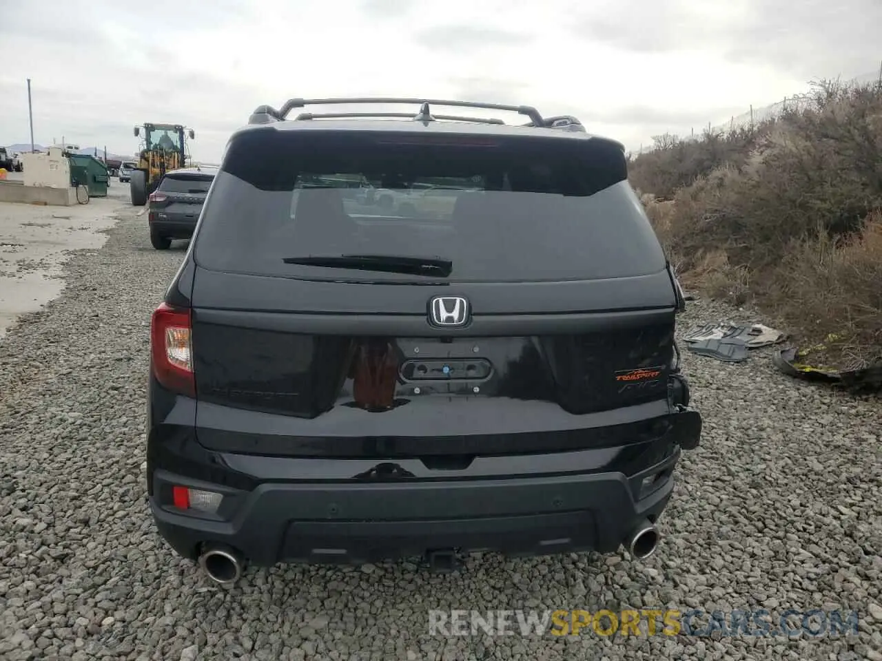 6 Photograph of a damaged car 5FNYF8H63PB010963 HONDA PASSPORT 2023