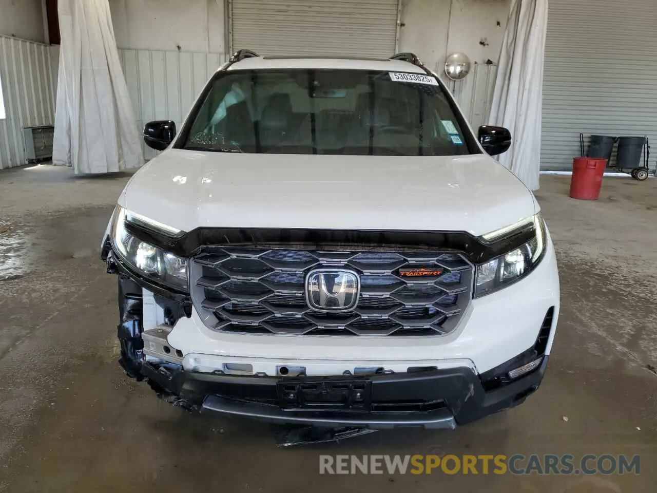 5 Photograph of a damaged car 5FNYF8H63PB023955 HONDA PASSPORT 2023